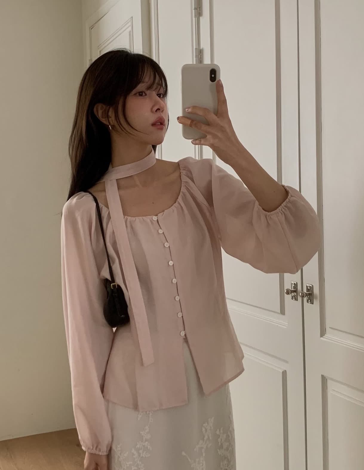 한국 chic 가을 새로운 ins 부드러운 바람 행침 목 리본 품격 단추 긴팔 셔츠 상세 이미지 6