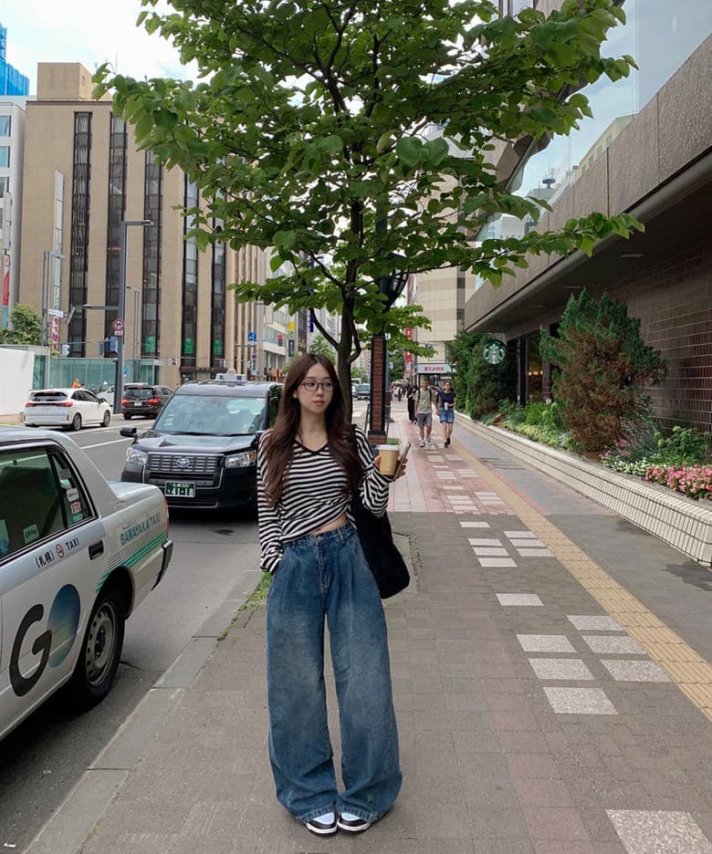 있음 선적 사이즈 업데이트 한국 chic 가을 새로운 ins 빅 브이 넥 스트라이프 품격 긴팔 니트 스웨터 상세 이미지 9