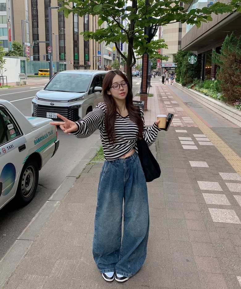 있음 선적 사이즈 업데이트 한국 chic 가을 새로운 ins 빅 브이 넥 스트라이프 품격 긴팔 니트 스웨터 상세 이미지 17