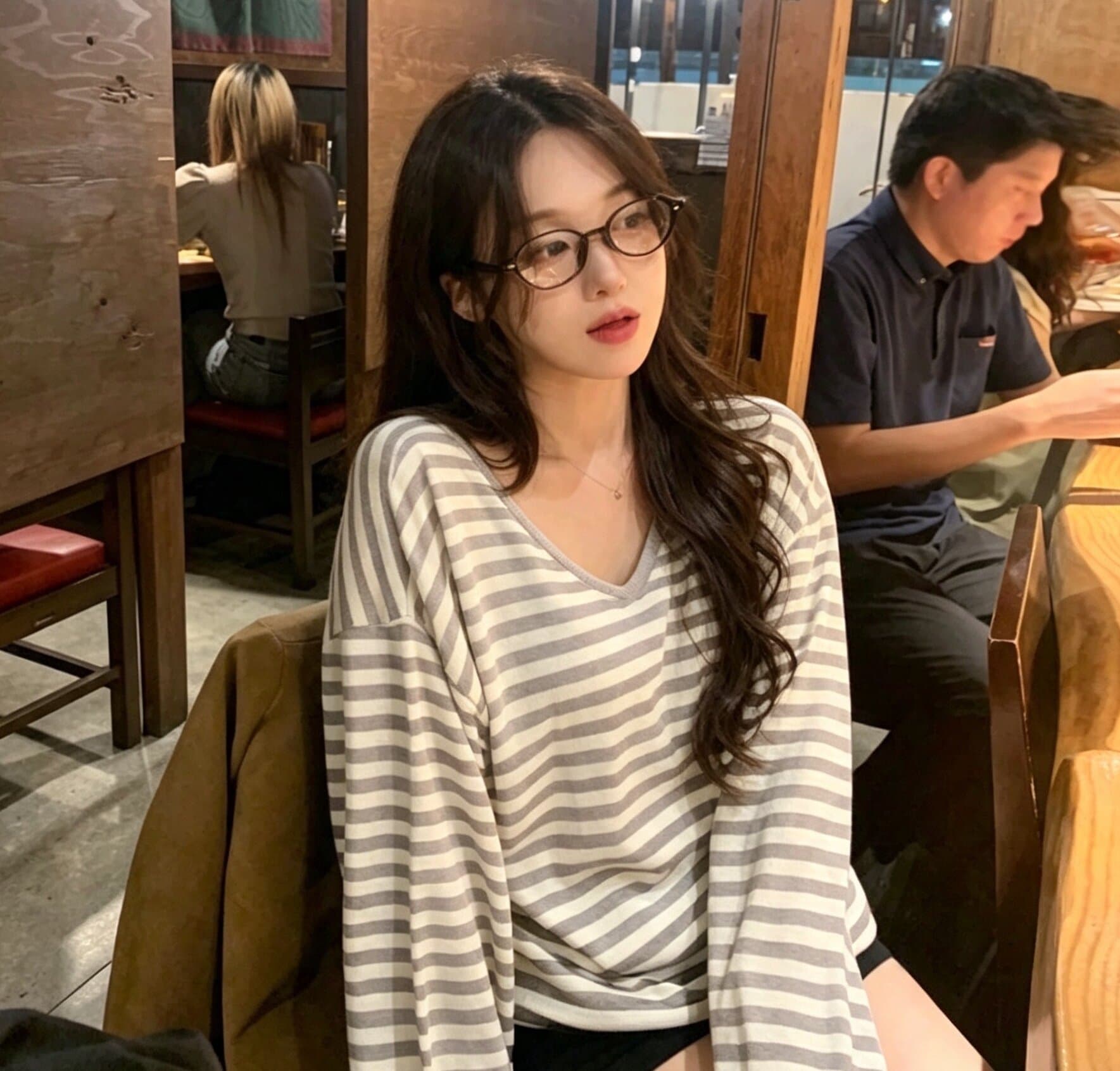 있음 선적 사이즈 업데이트 한국 chic 가을 새로운 ins 빅 브이 넥 스트라이프 품격 긴팔 니트 스웨터 상세 이미지 26