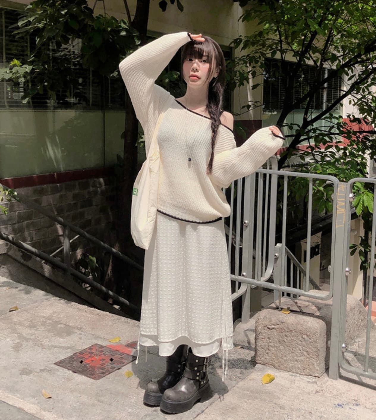 한국 chic 가을 새로운 ins 패치워크 색상 학원 스타일 연령 감소 오프숄더 루즈핏 털 의류 상세 이미지 4