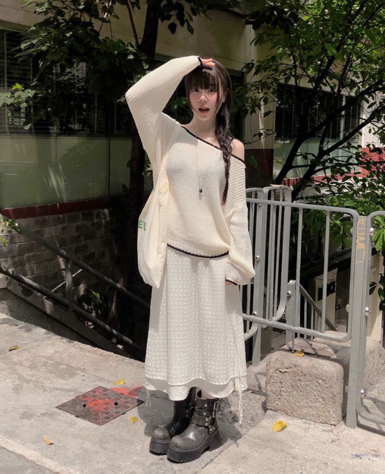 한국 chic 가을 새로운 ins 패치워크 색상 학원 스타일 연령 감소 오프숄더 루즈핏 털 의류 상세 이미지 8