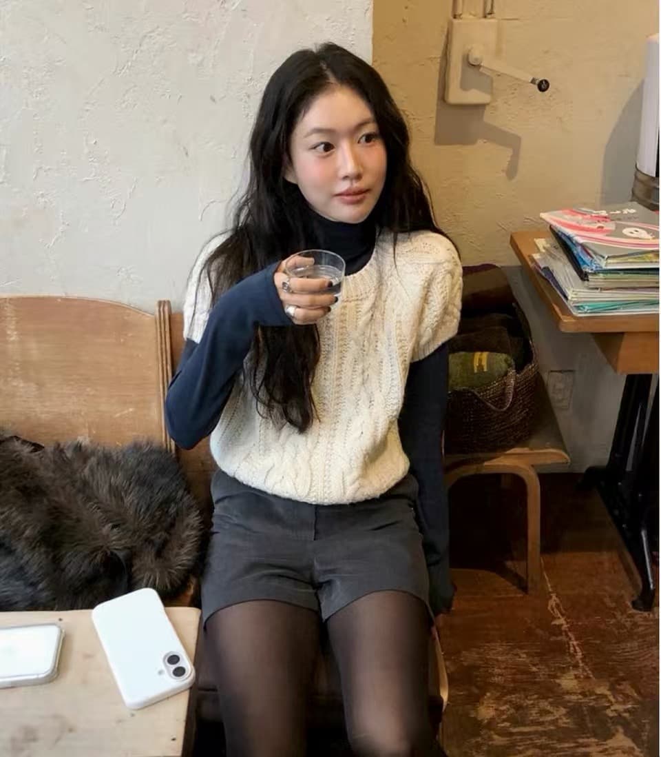 있음 선적 한국 chic 가을 라운드 넥 단색 꽈배기 슬림해 보이는 반팔 니트 스웨터 상세 이미지 13