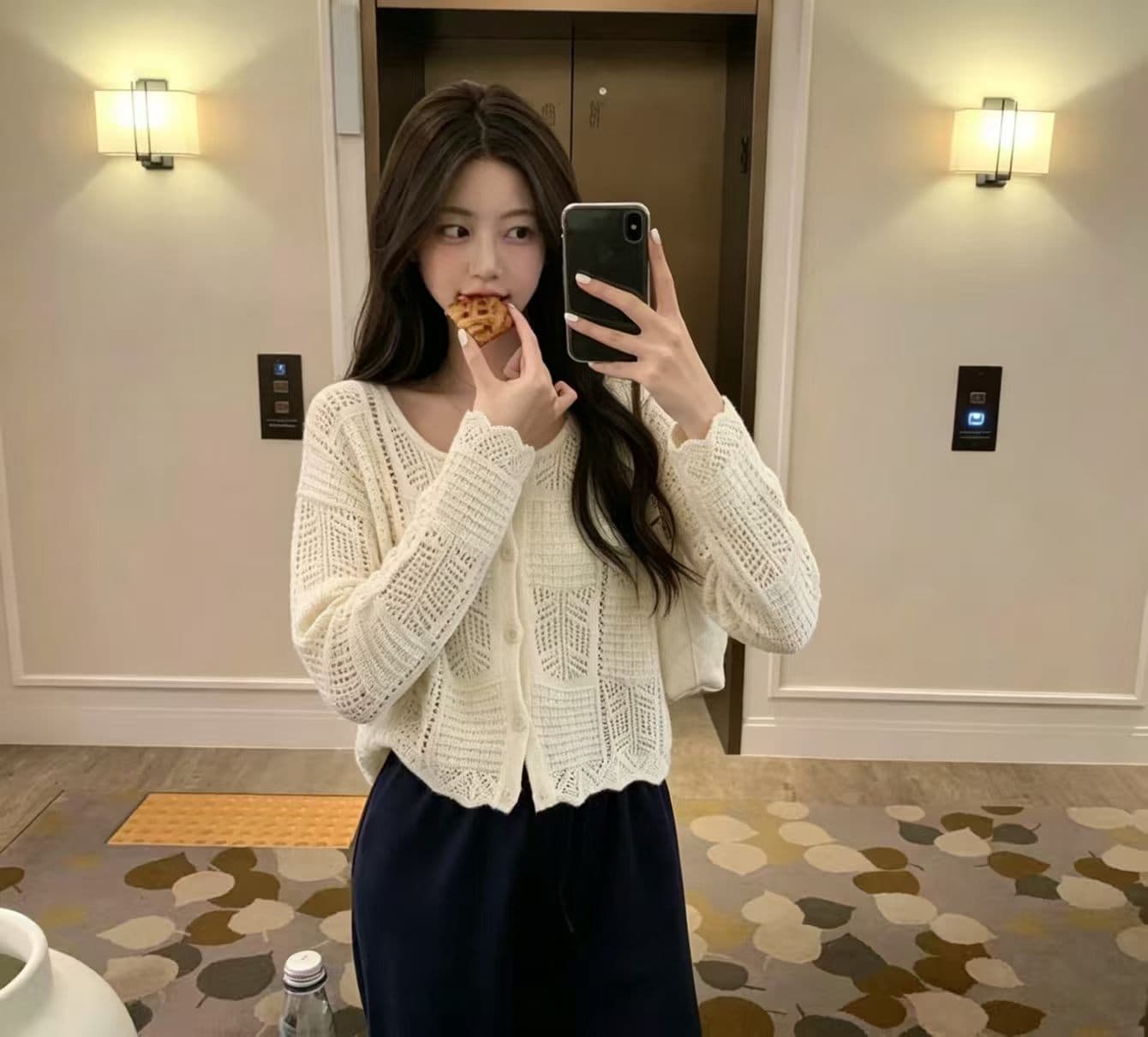 있음 선적 한국 chic 가을 새로운 달콤함 홀로우 아웃 니트 카디건 코트 상세 이미지 14