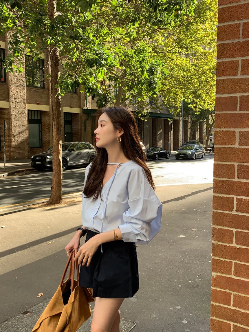있음 선적 사이즈 업데이트 한국 chic 가을 겨울 프랑스식 레트로 디자인 센스 V넥 미니멀리즘 긴팔 셔츠 상세 이미지 6