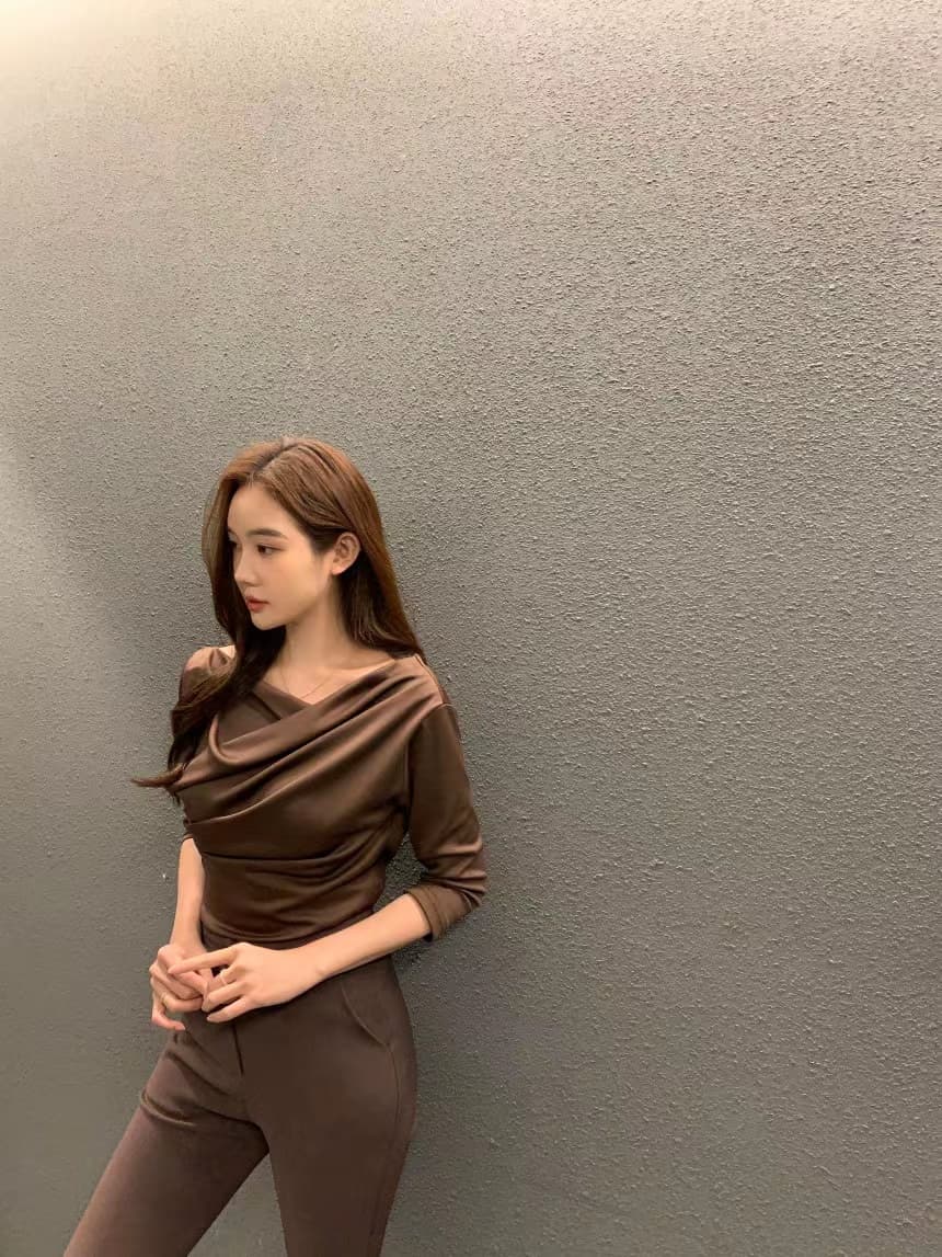 있음 선적 사이즈 업데이트 chic 가을 새로운 주름 칼라 7부 소매 티셔츠 여성 슬림해 보이는 만나는 맨위 상세 이미지 9