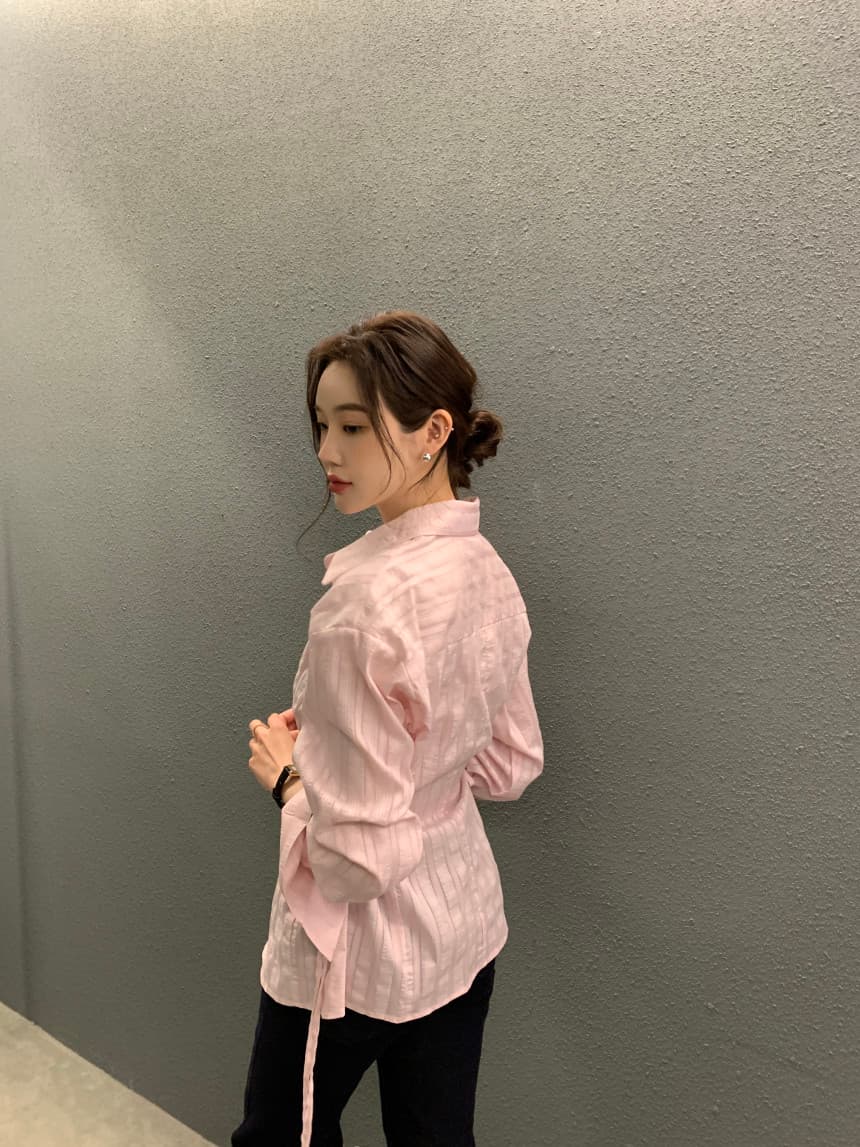있음 선적 사이즈 업데이트 chic 가을 겨울 새로운 스트라이프 폴로 칼라 레이스업 긴팔 셔츠 여성 몸매 가꾸기 슬림해 보이는 셔츠 상세 이미지 18