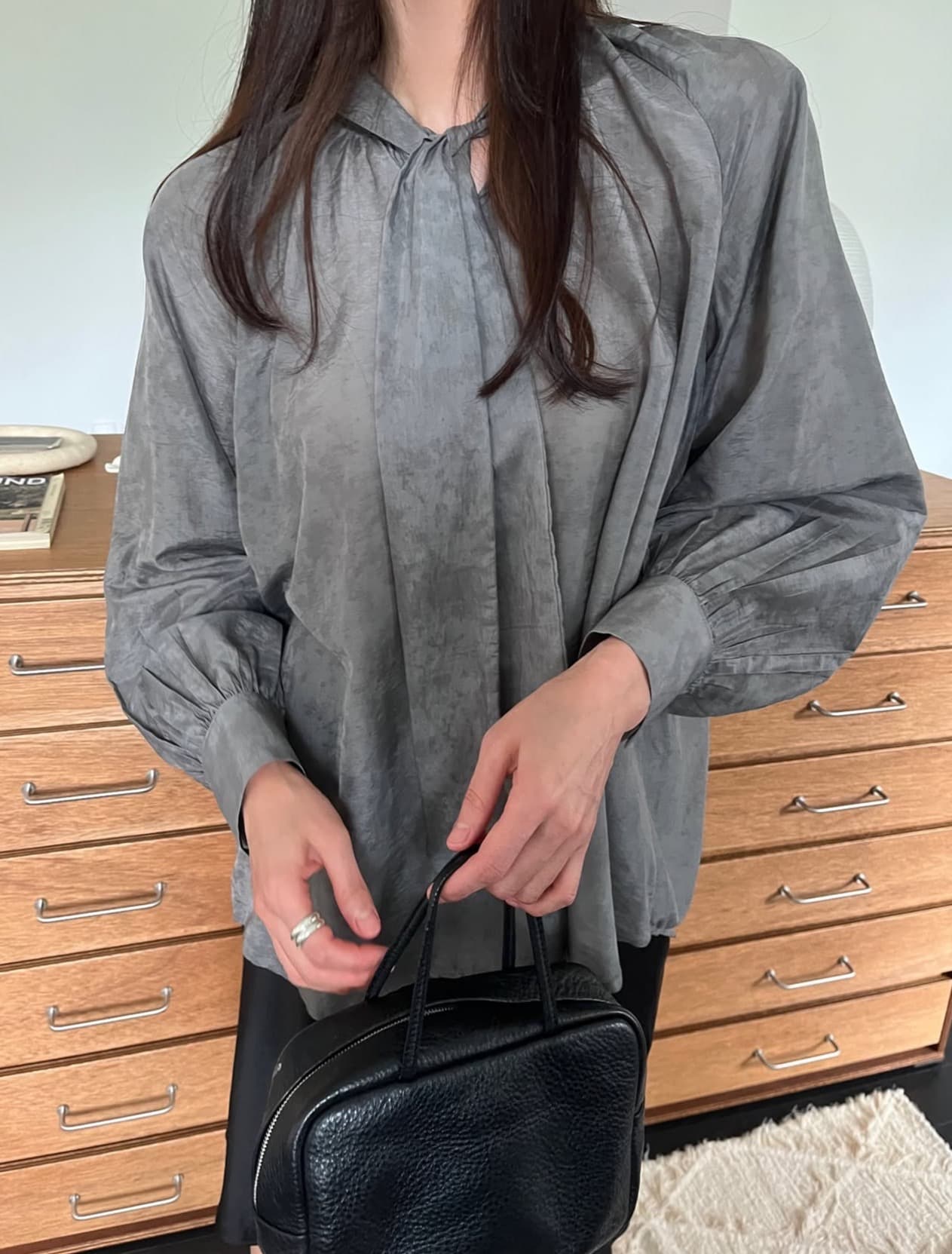 한국 chic 가을 겨울 새로운 한 부서 품격 리본 칼라 루즈핏 다용도 셔츠 이미지 3