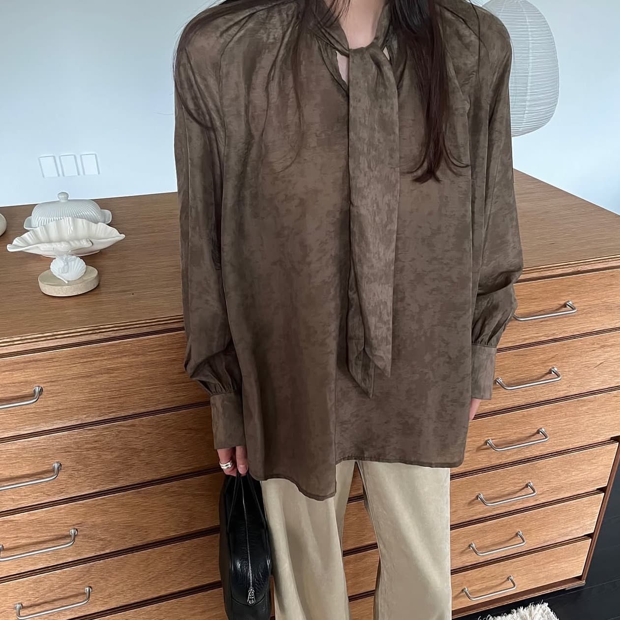 한국 chic 가을 겨울 새로운 한 부서 품격 리본 칼라 루즈핏 다용도 셔츠 이미지 5