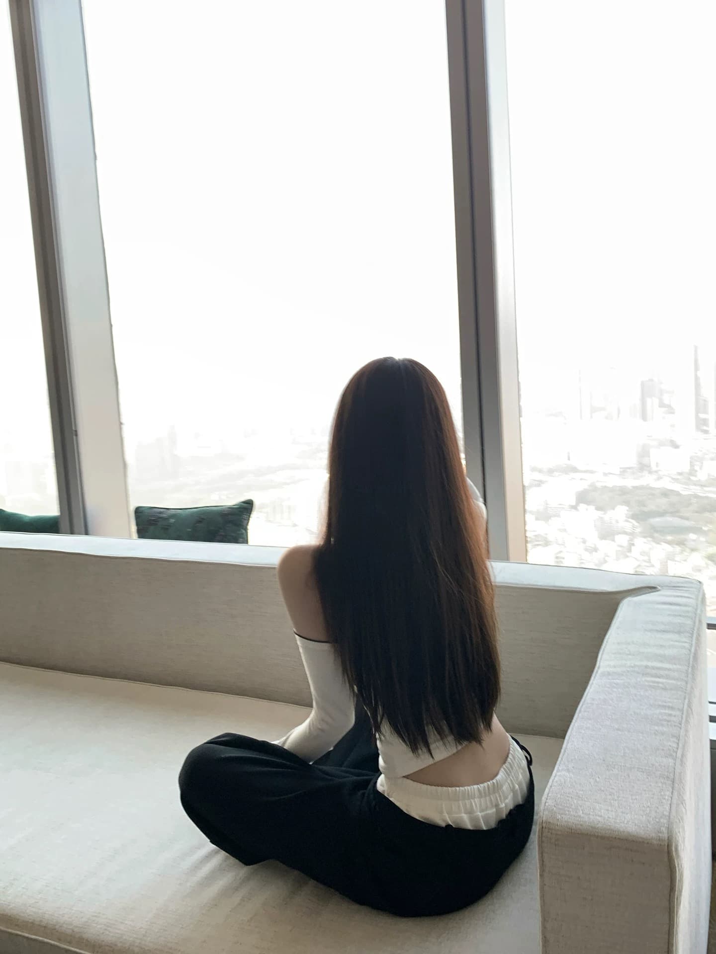 titi 작은 자매 캐치 부서 미학 긴팔 티셔츠 봄 화이트 몸매 가꾸기 오프숄더 순수한 욕망 만나는 맨위 상세 이미지 3