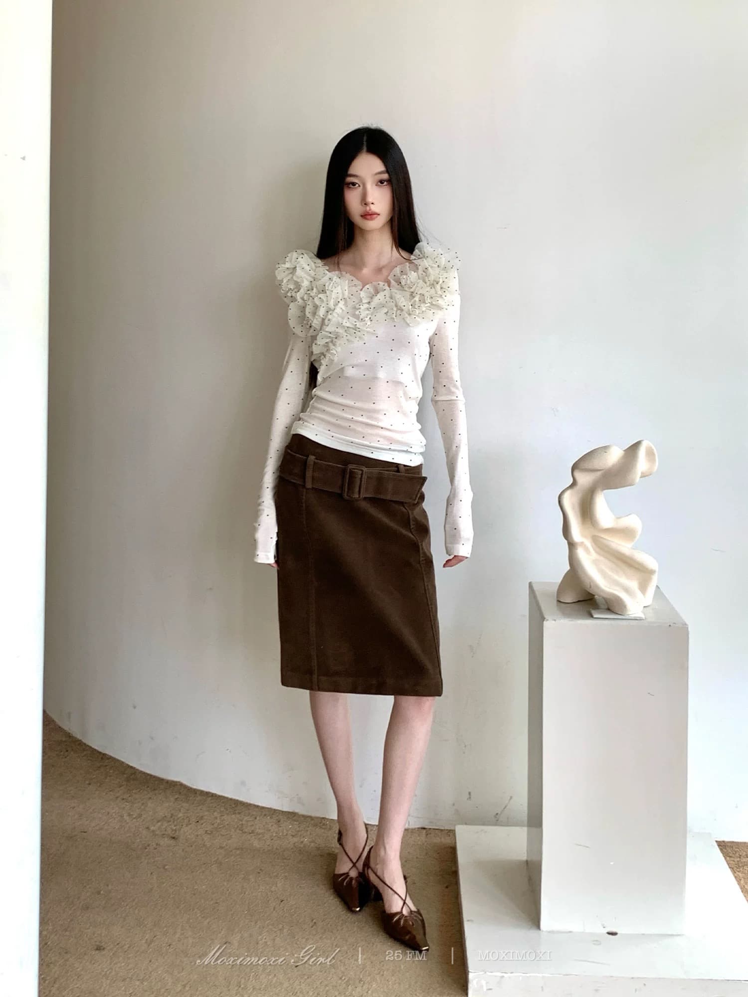 moxi 라이 경기 서울 양모 도트 무늬 목이버섯 레이스 신축성 낮은 네크라인 긴팔 만나는 티셔츠 이미지 2