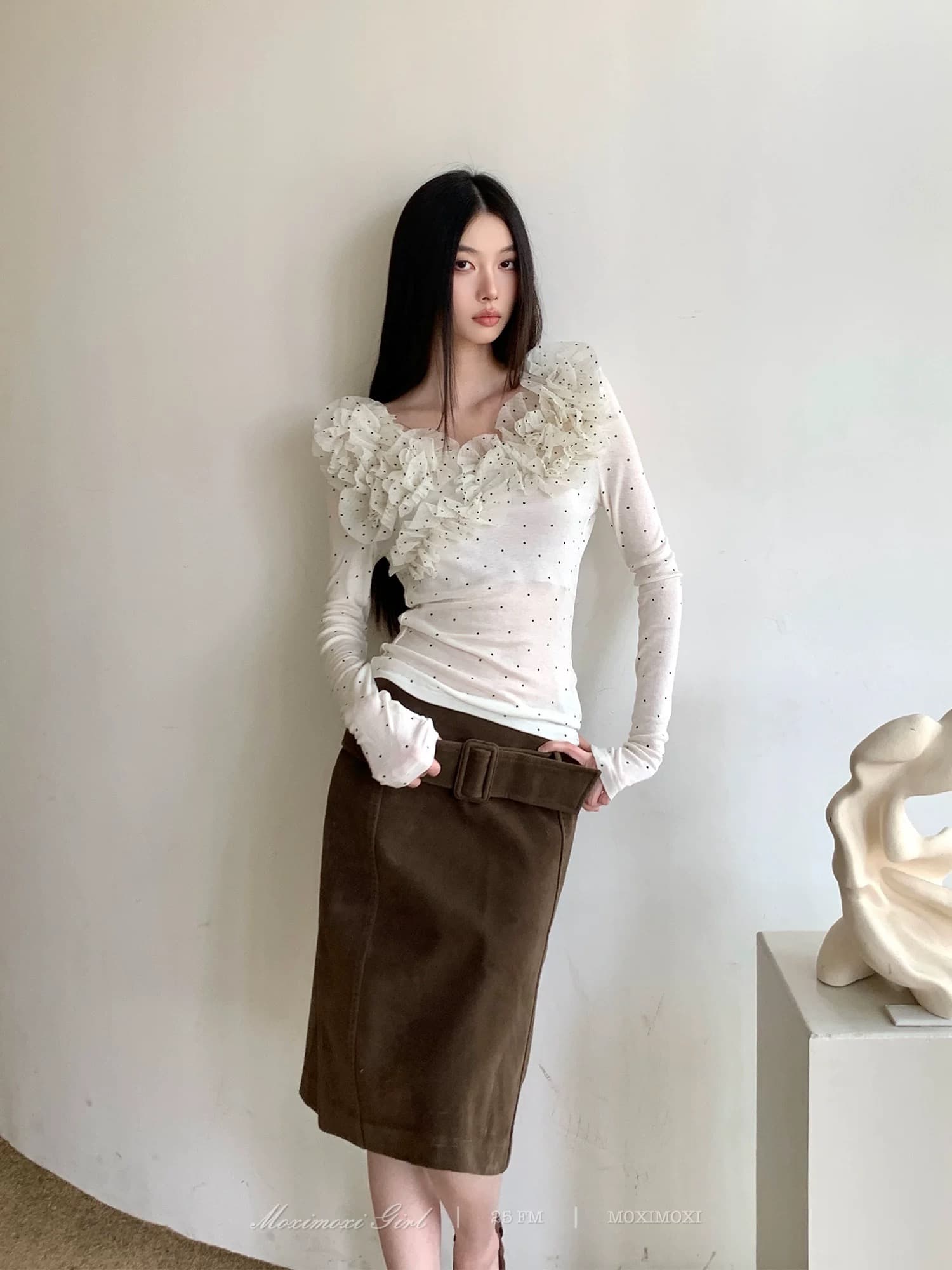moxi 라이 경기 서울 양모 도트 무늬 목이버섯 레이스 신축성 낮은 네크라인 긴팔 만나는 티셔츠 상세 이미지 3