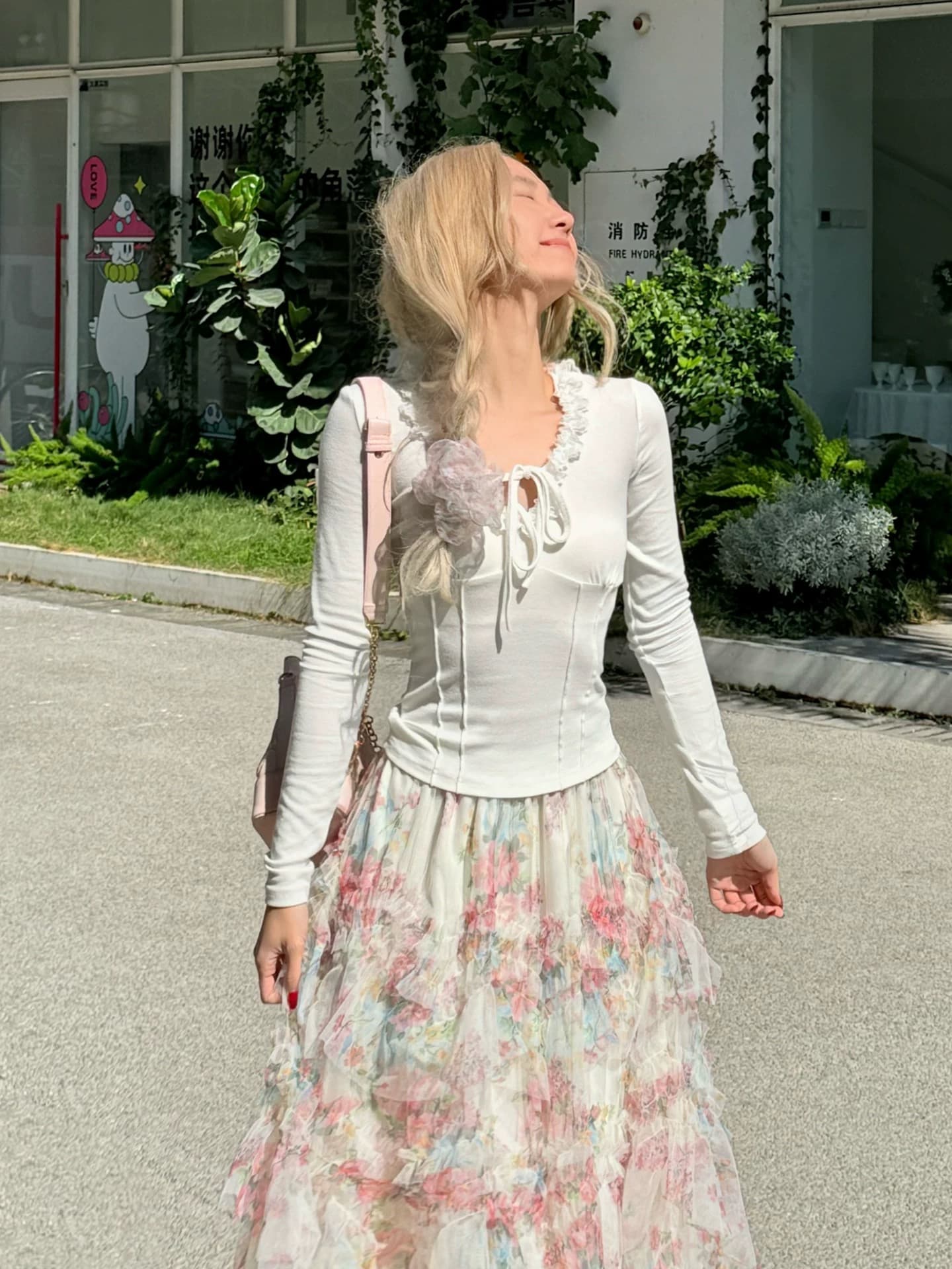 milyroom 달콤함 순수한 욕망 바람 레이스업 레이스 긴팔 티셔츠 여성 화이트 몸매 가꾸기 기본 셔츠 부드러운 맨위 이미지 2