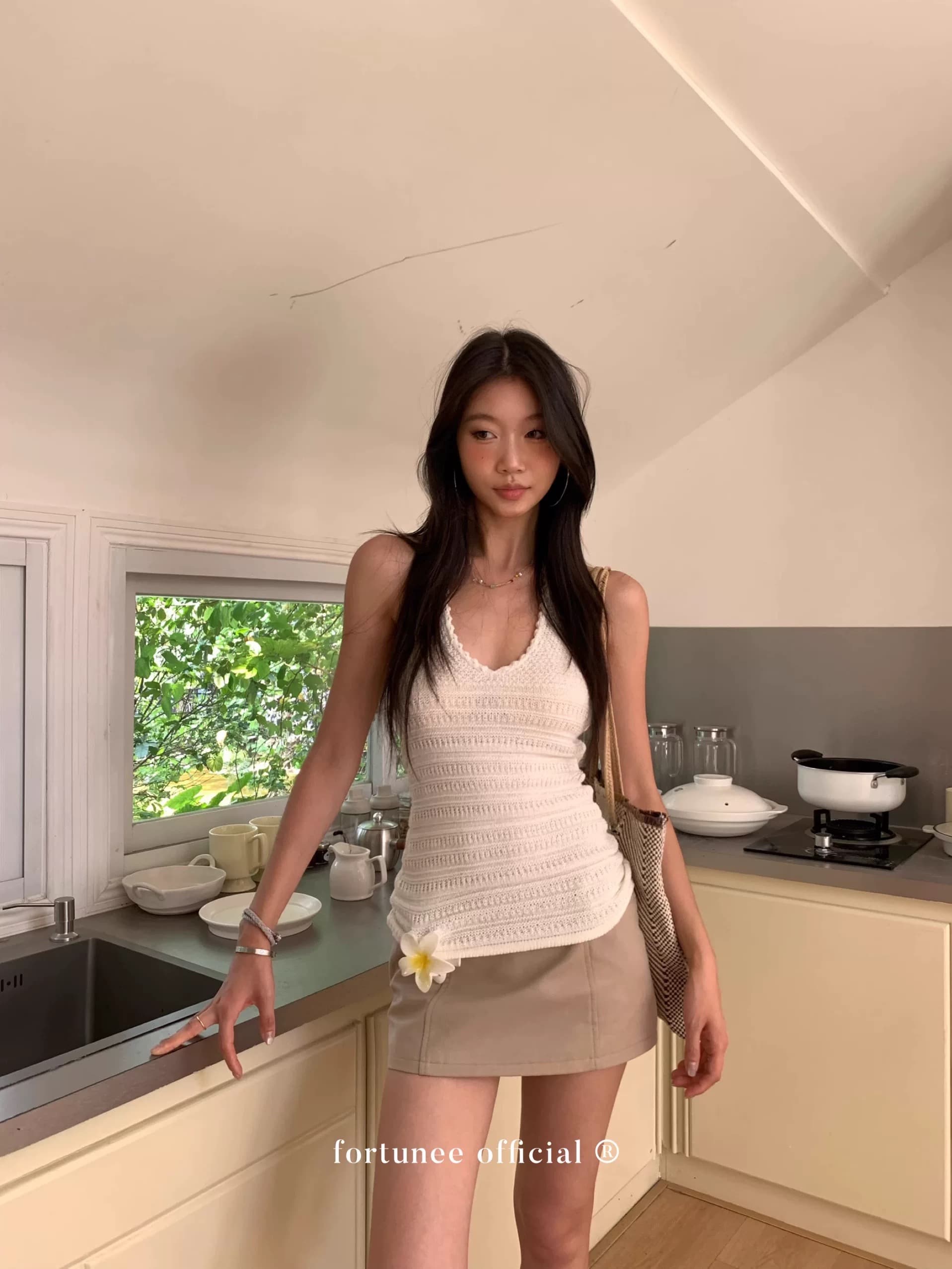 fortunee 홀로우 아웃 자수 니트 행침 목 조끼 여성 여름 디자인 센스 핫걸 몸매 가꾸기 다용도 민소매 맨위 상세 이미지 7