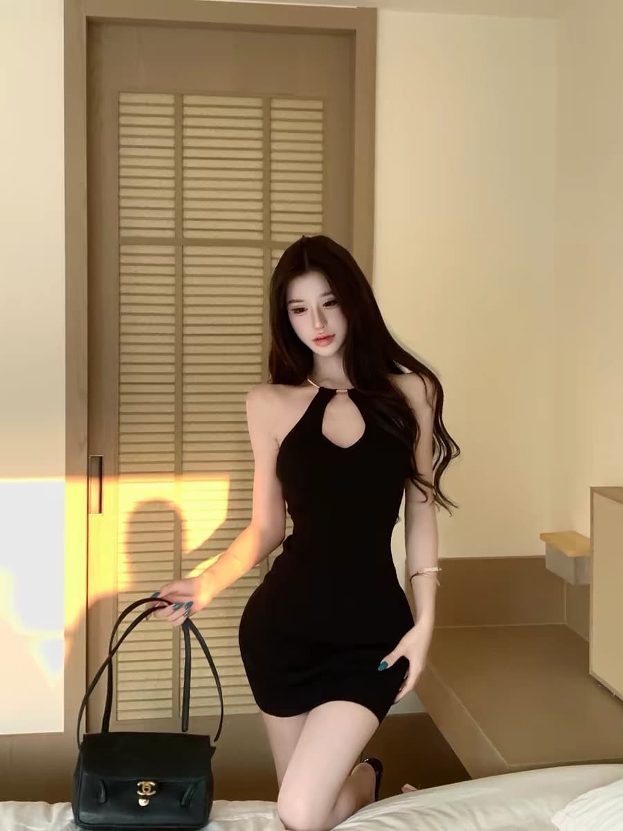 먼지 덩 덩 니트 행침 목 여성 드레스 2026 여름 새로운 섹시함 홀로우 아웃 타이트 스커트 허리 수축 치마 상세 이미지 4