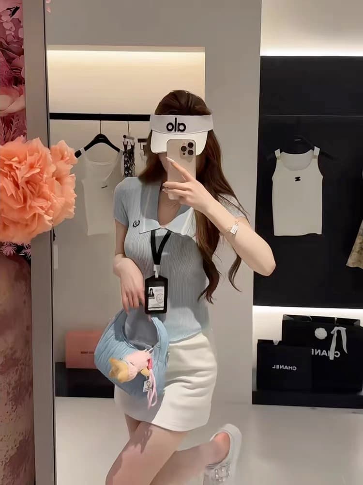 머리카락 작은 펜 fen 홈 여름 새로운 부유 한 가족 천 골드 익스트림 제인 바람 외국 가스 폴로 칼라 얇은 스타일 어깨 패드 니트 스웨터 경기 일 카드 상세 이미지 3