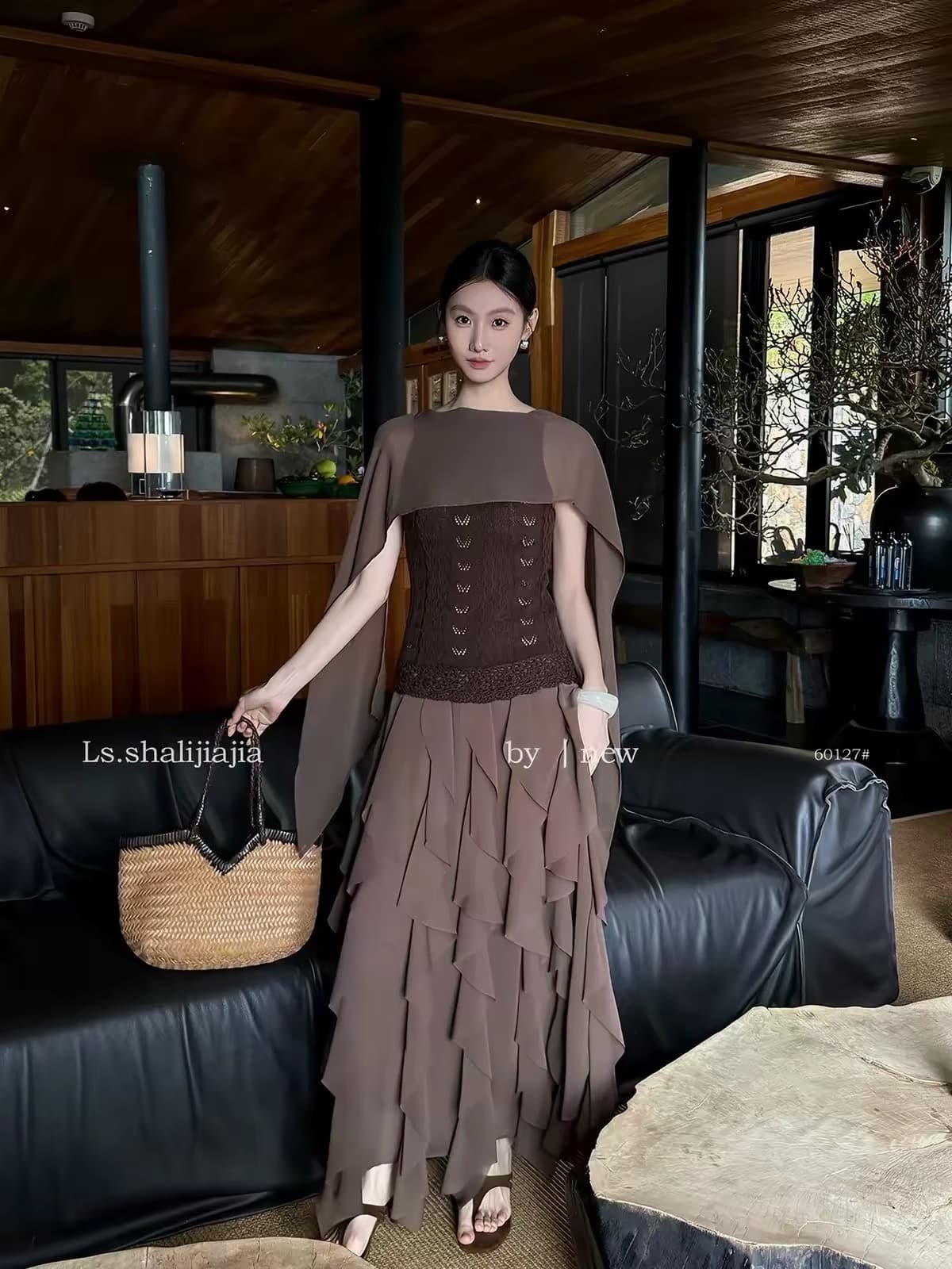 ls shalijiajia 우아함 품격 단색 몸매 가꾸기 니트 작은 셔츠 이른 가을 새로운 맨위 여성 이미지 4