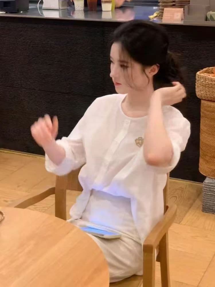 새로운 중식 얇은 스타일 라운드 넥 여성 셔츠 2026 년 가을 빛 국풍 캐주얼 연령 감소 통기성 자외선 차단 셔츠 이미지 3