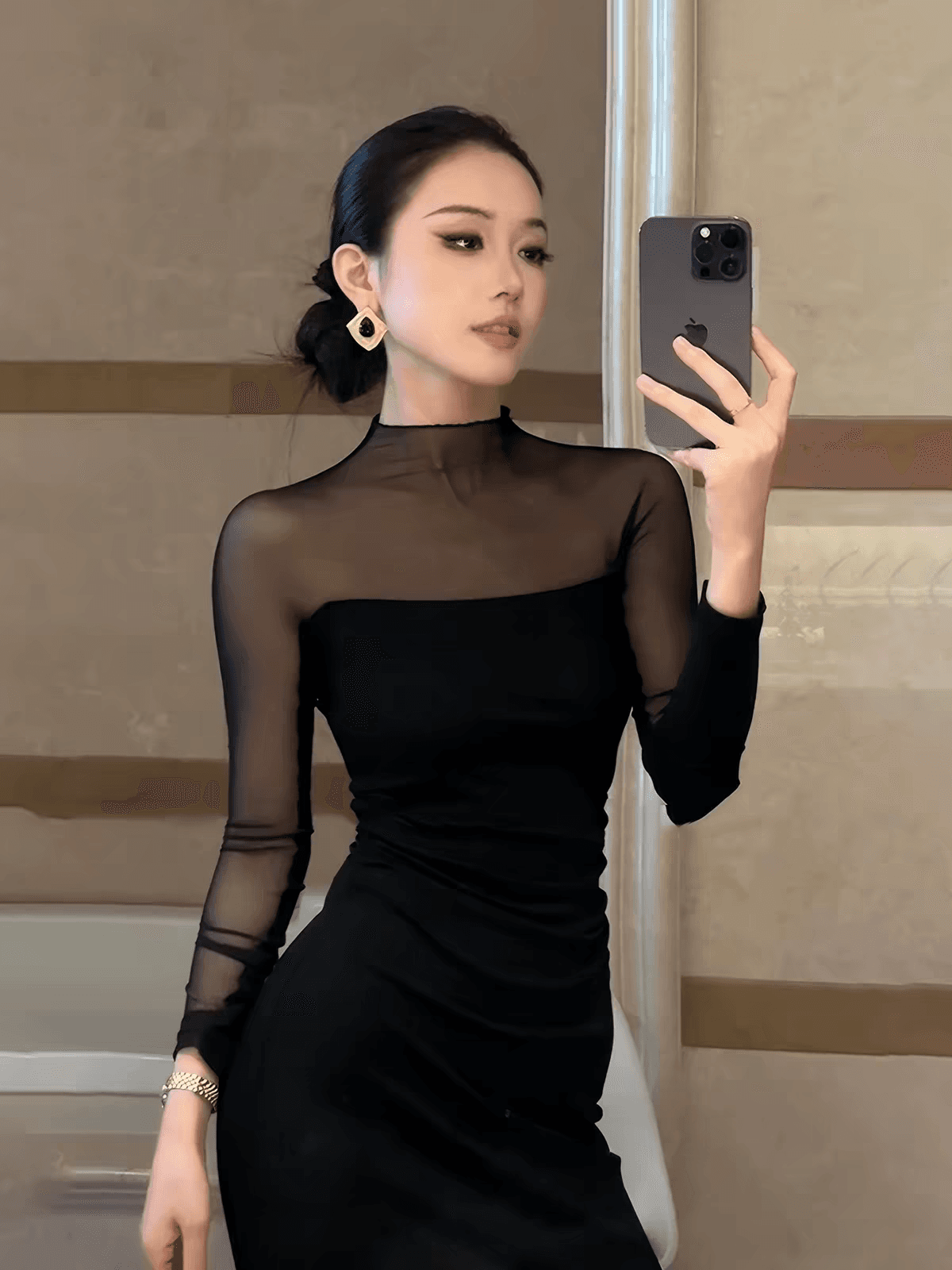 프랑스식 품격 반하이넥 망사 패치워크 드레스 여성 의류 봄 고급 센스 신축성 몸매 가꾸기 타이트 스커트 길다 치마
