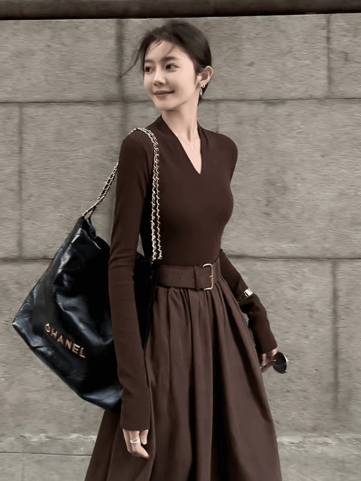 이른 가을 여자 2026 년 새로운 허리 수축 한 마디 고급 센스 그레이트 과소 평가 요리 한 로얄 자매 센스 긴팔 여성 드레스