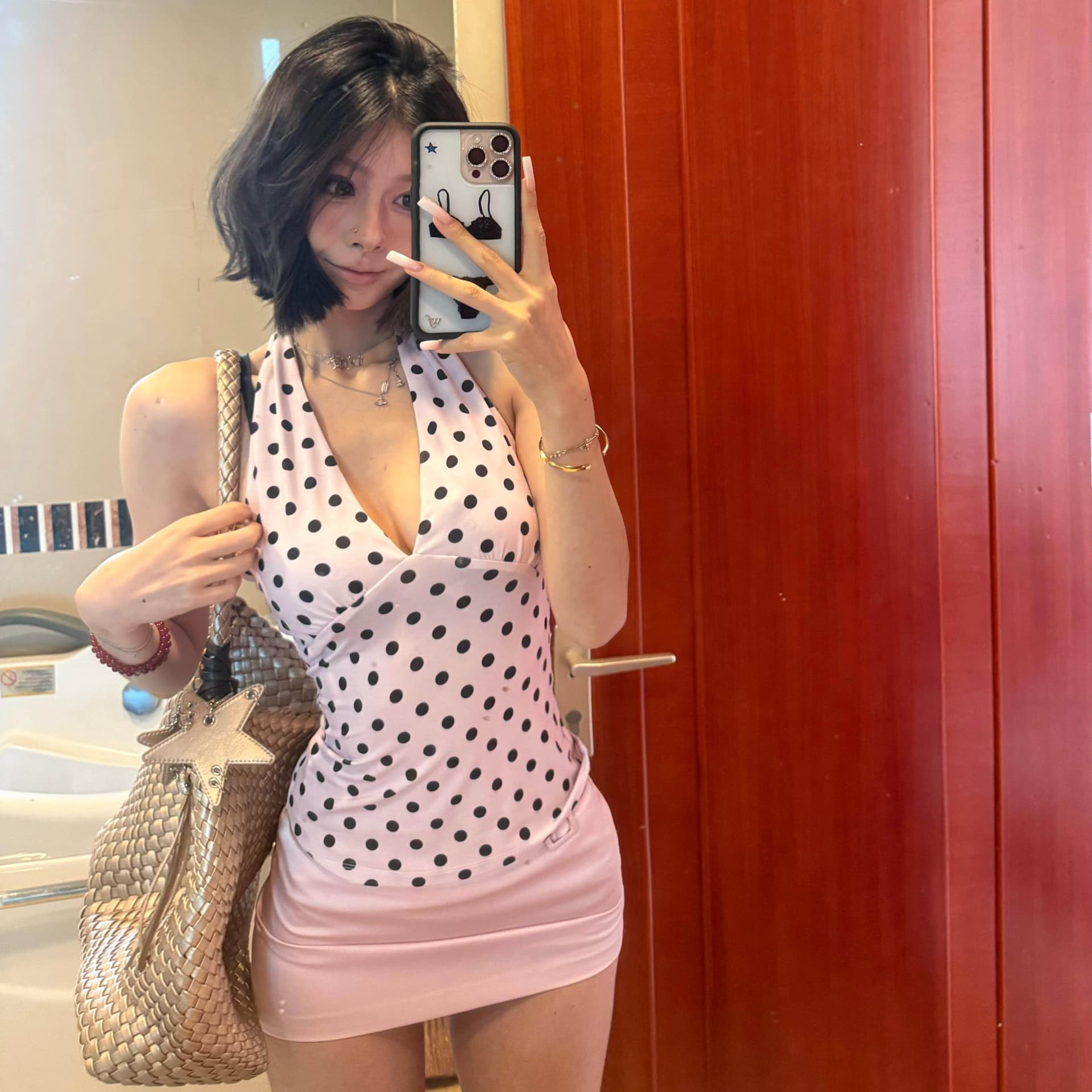 프랑스식 달콤한 자매 도트 무늬 V넥 슬림해 보이는 행침 목 슬립 다용도 몸매 가꾸기 만나는 조끼 여름 이미지 3
