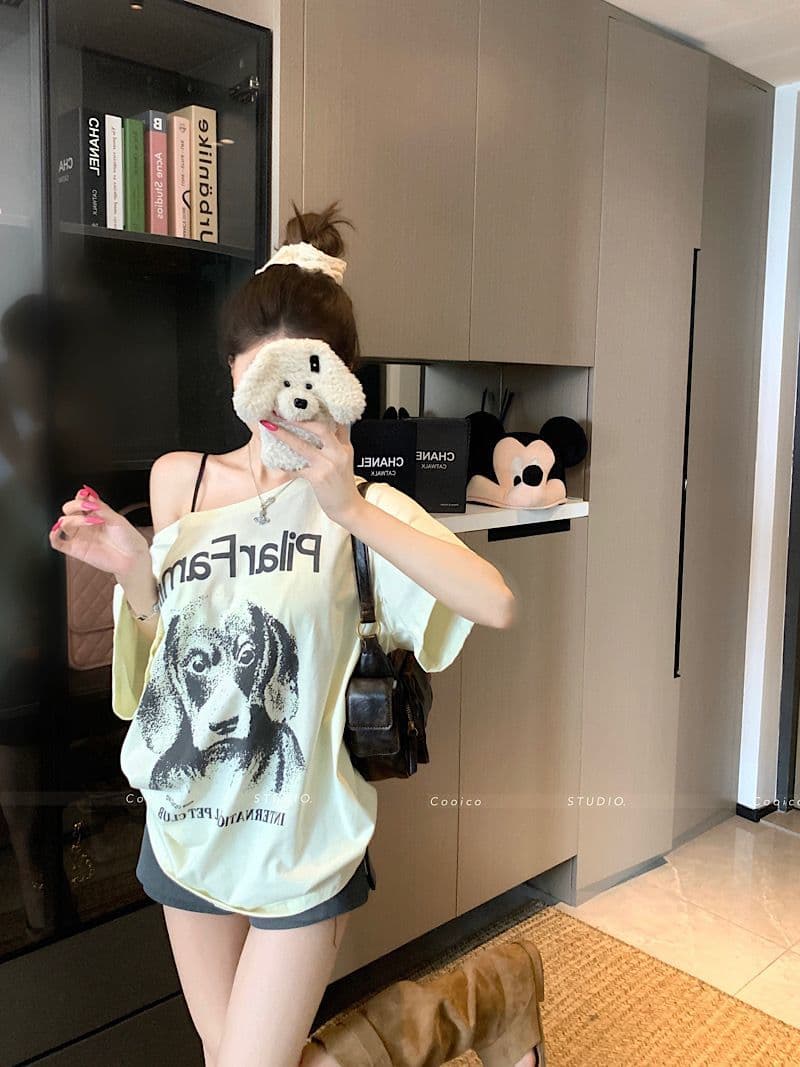 92 면 8 암모니아 Lun 아메리칸 강아지 프린트 오프숄더 반팔 티셔츠 여성 의류 여름 품격 비스듬한 어깨 루즈핏 맨위 상세 이미지 10