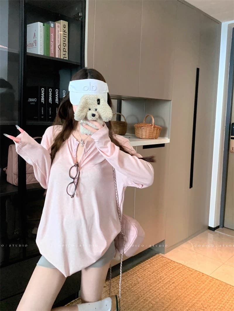 회색 느긋한 바람 긴팔 루즈핏 티셔츠 여성 가을 캐주얼 얇은 스타일 자외선 차단 블라우스 단색 슬림해 보이는 다용도 맨위 상세 이미지 8