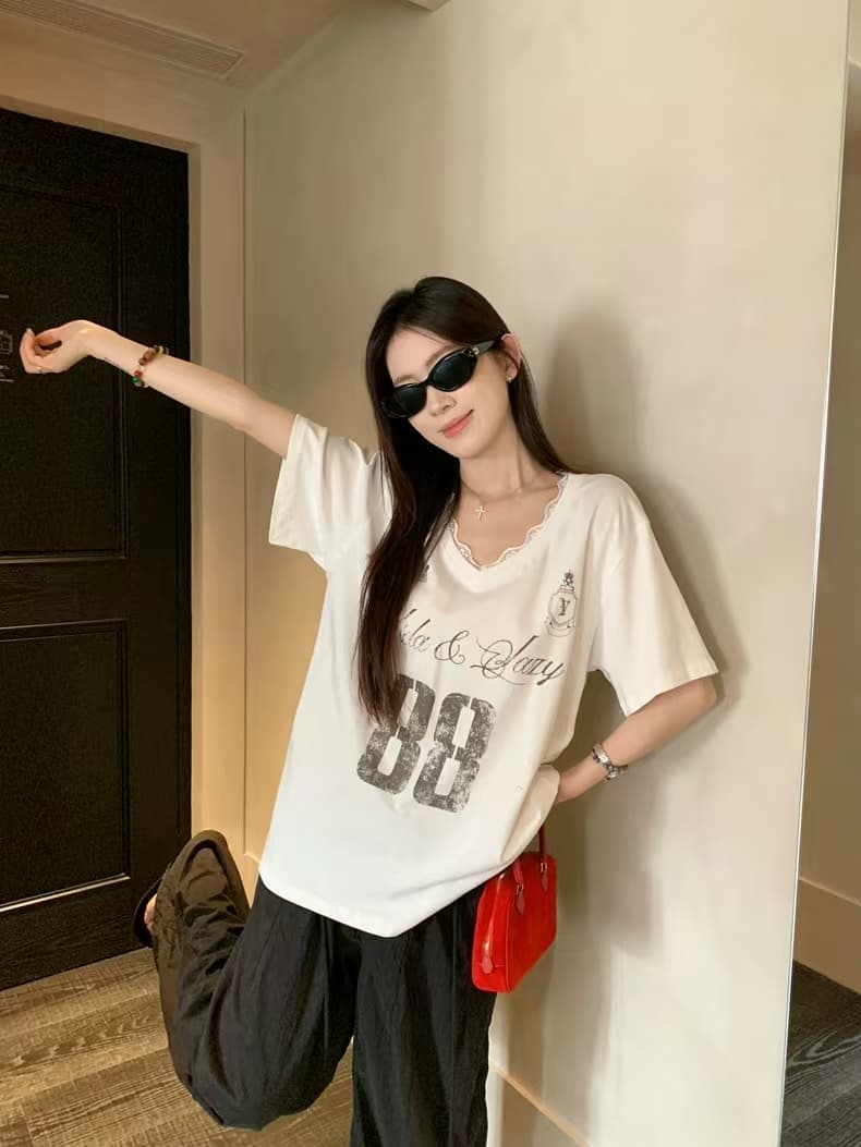 260 그램 사람들 면 아메리칸 느긋한 바람 레이스 조각 V넥 반팔 티셔츠 새로운 루즈핏 알파벳 프린트 맨위 여성 상세 이미지 9
