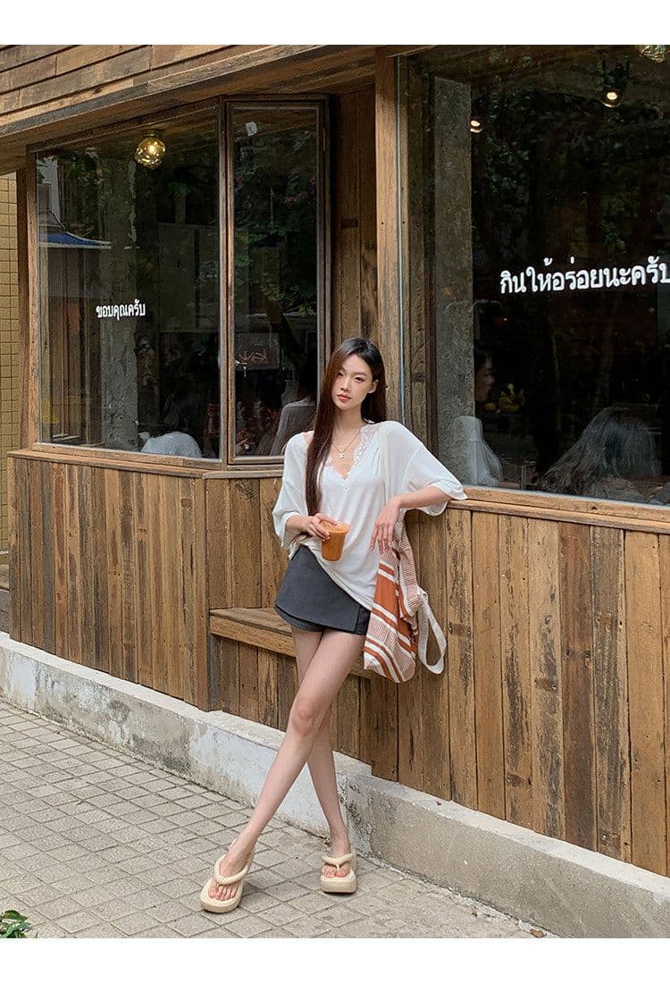 6535 고급 빗질된 면 반팔 티셔츠 여성 여름 2026 새로운 긍정적 인 어깨 레이스 V넥 루즈핏 디자인 센스 아름다운 맨위 상세 이미지 12