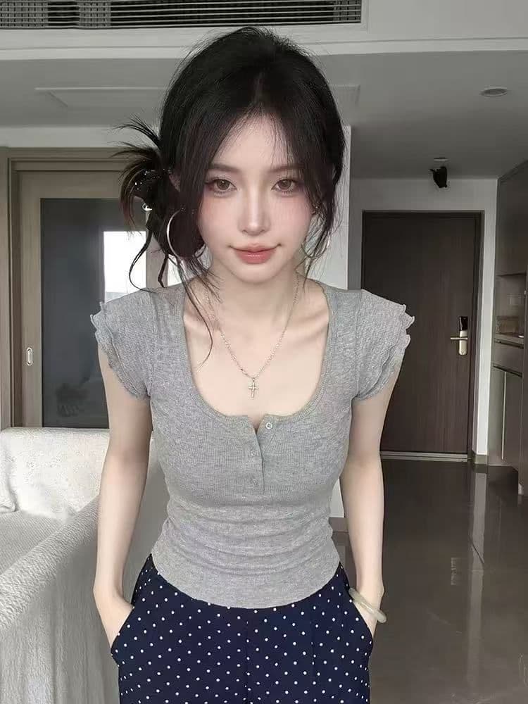 한 부서 u 칼라 작은 날다 소매 반팔 티셔츠 여성 여름 새로운 Chic 디자인 센스 허리 수축 몸매 가꾸기 쇼트 스타일 그레이트 봐. 의류