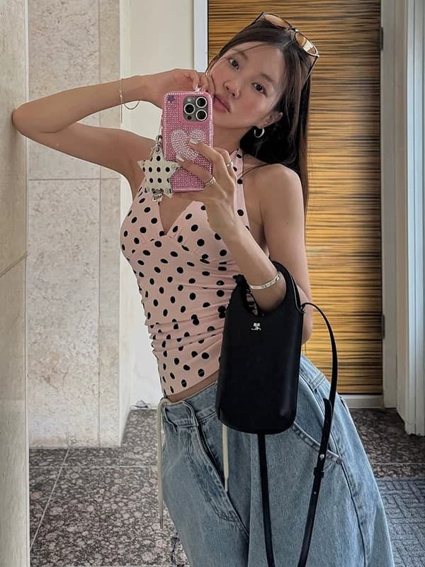 프랑스식 달콤한 자매 도트 무늬 프린트 V넥 슬림해 보이는 행침 목 슬립 다용도 몸매 가꾸기 핫걸 만나는 조끼 여름 이미지 3