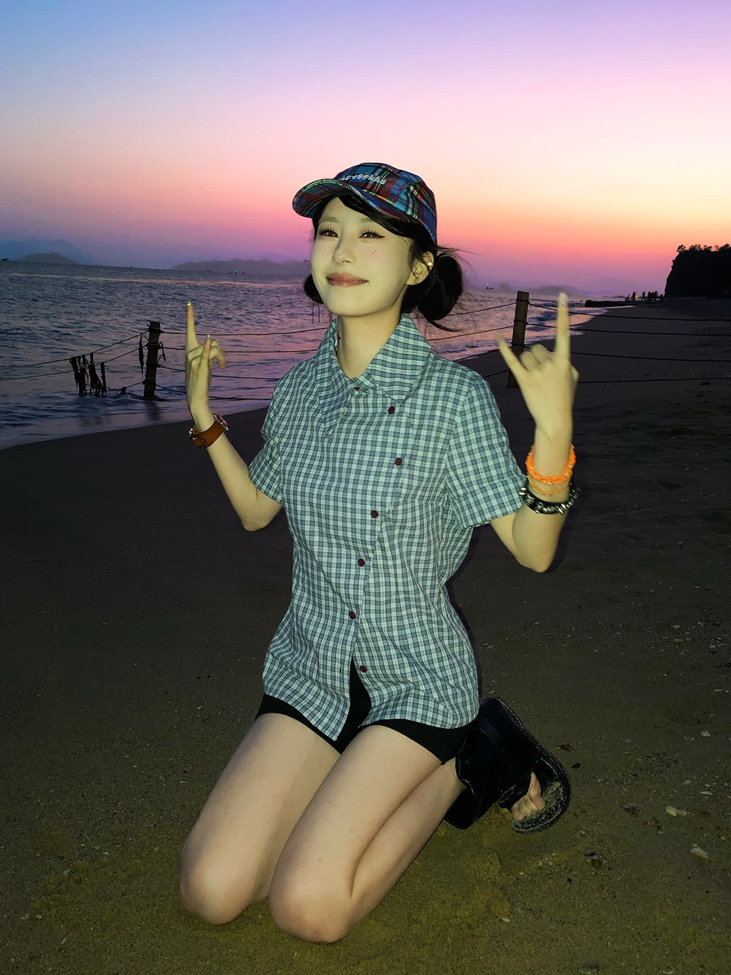 경관 그림 정가 비스듬한 버클 레트로 체크무늬 달콤한 차가운 반팔 허리 수축 슬림해 보이는 디자인 센스 POLO 칼라 순면 셔츠 상세 이미지 11