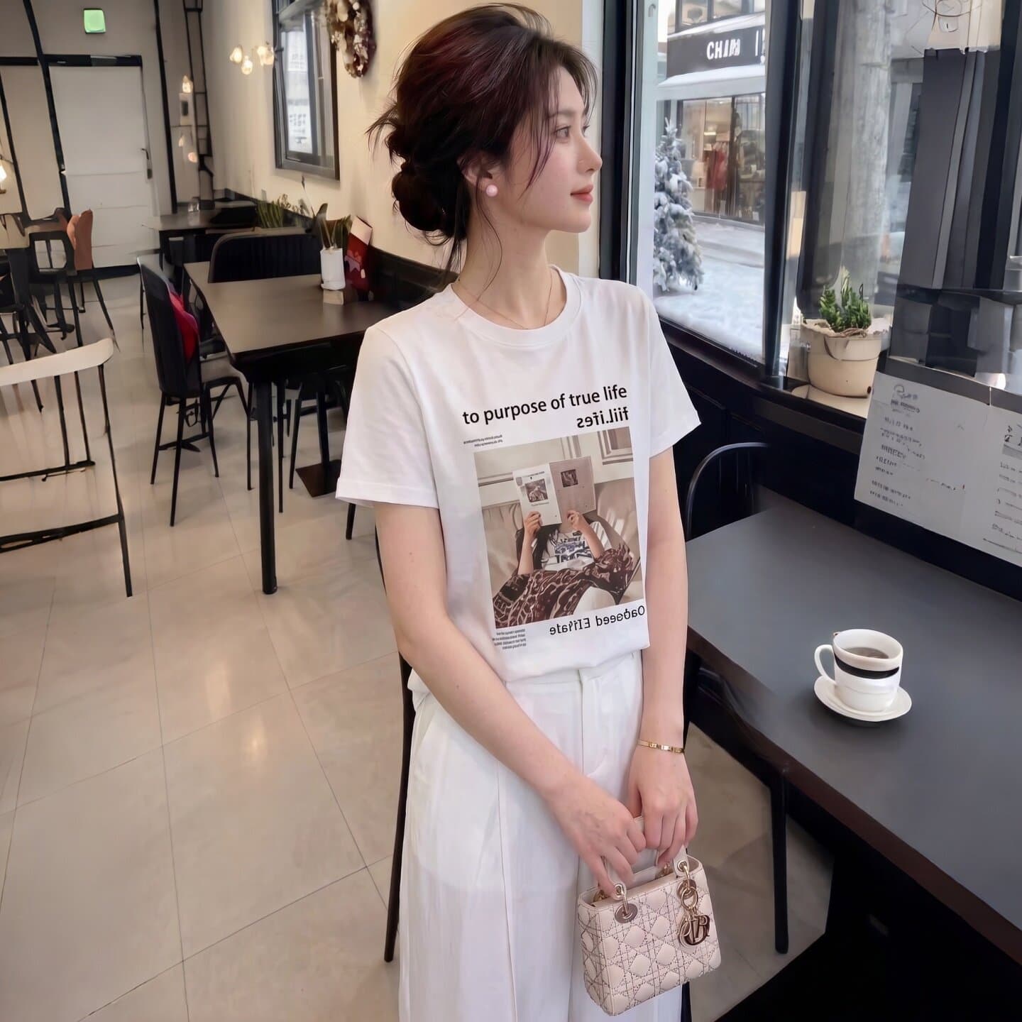 사람들 면 레이스 홀로우 아웃 긍정적 인 어깨 반팔 티셔츠 여성 2026 아모이 빅 사이즈 여성 의류 슬림해 보이는 표지 배 외국 가스 맨위