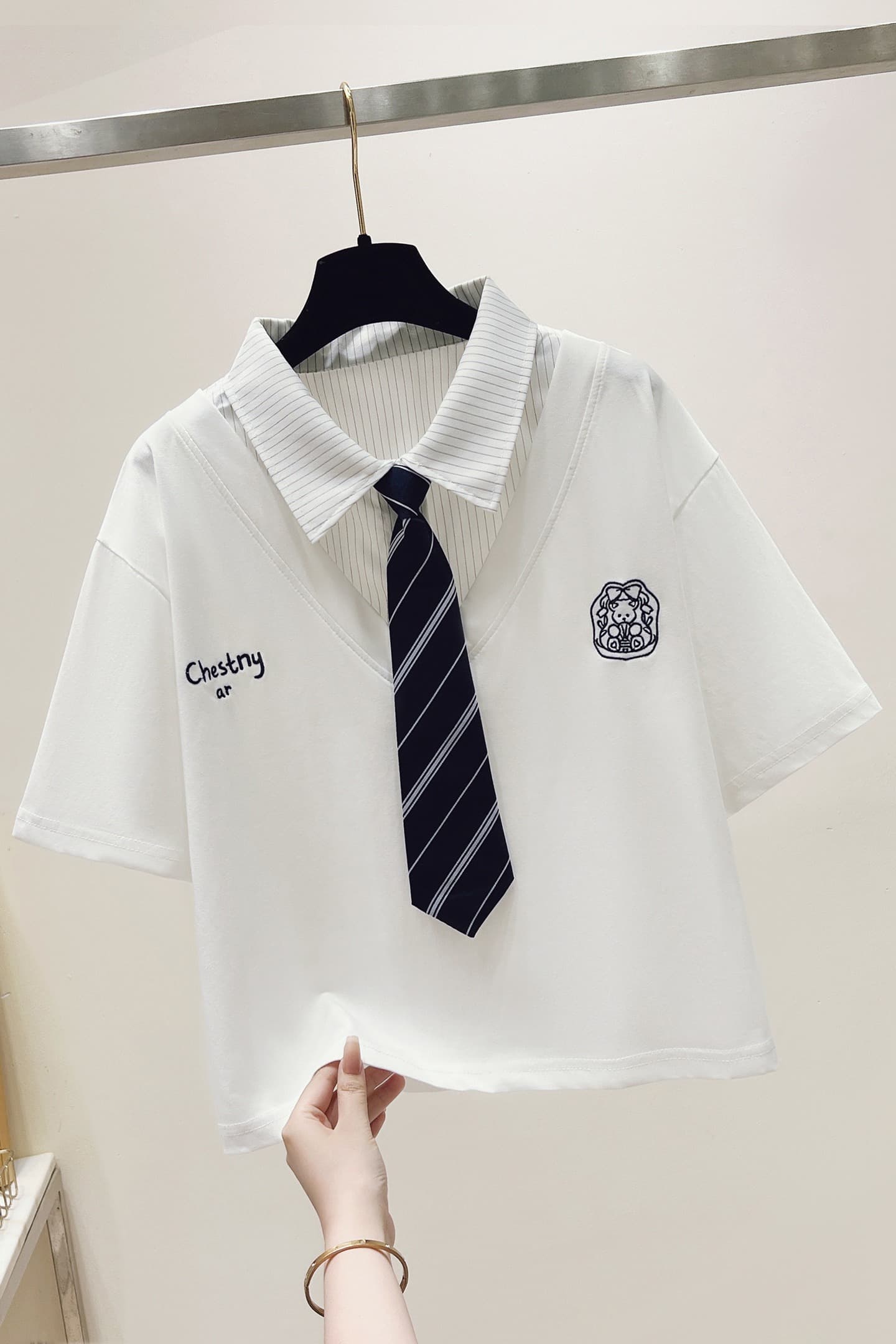 생각하기 Loy 실사 2026 여름 새로운 작은 곰 자수 학원 스타일 페이크 레이어드 루즈핏 POLO 칼라 반팔 티셔츠 이미지 6