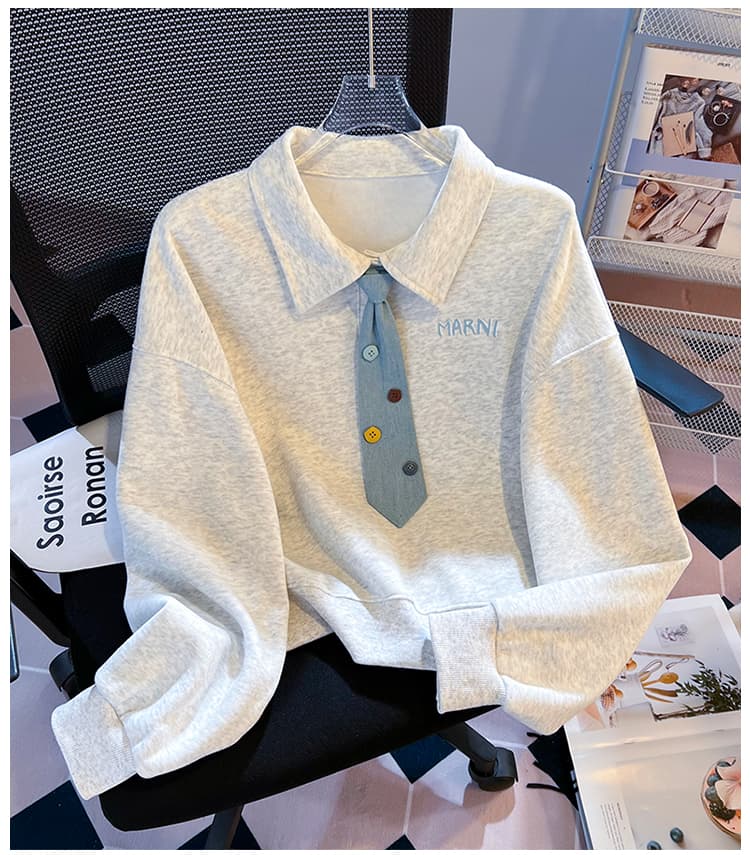생각하기 Loy 실사 2026 새로운 데님 넥타이 작은 청신 자수 학원 스타일 루즈핏 POLO 칼라 후드티 상세 이미지 24