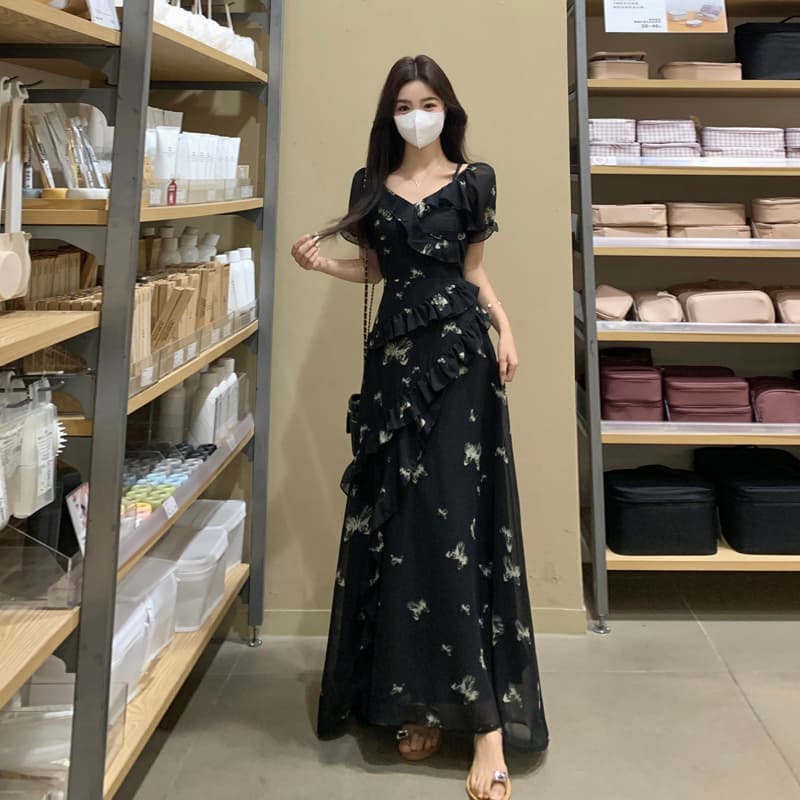 실사 빅 사이즈 여성 의류 여름 불규칙 프린트 드레스 오프숄더 둘 착용 나비 꽃무늬 슬림해 보이는 롱 스커트 이미지 4