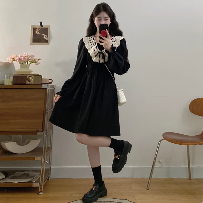 실사 빅 사이즈 여성 의류 가을 겨울 허리 수축 슬림해 보이는 품격 레트로 베이비 칼라 패치워크 연령 감소 슬림해 보이는 학원 스타일 치마 이미지 2