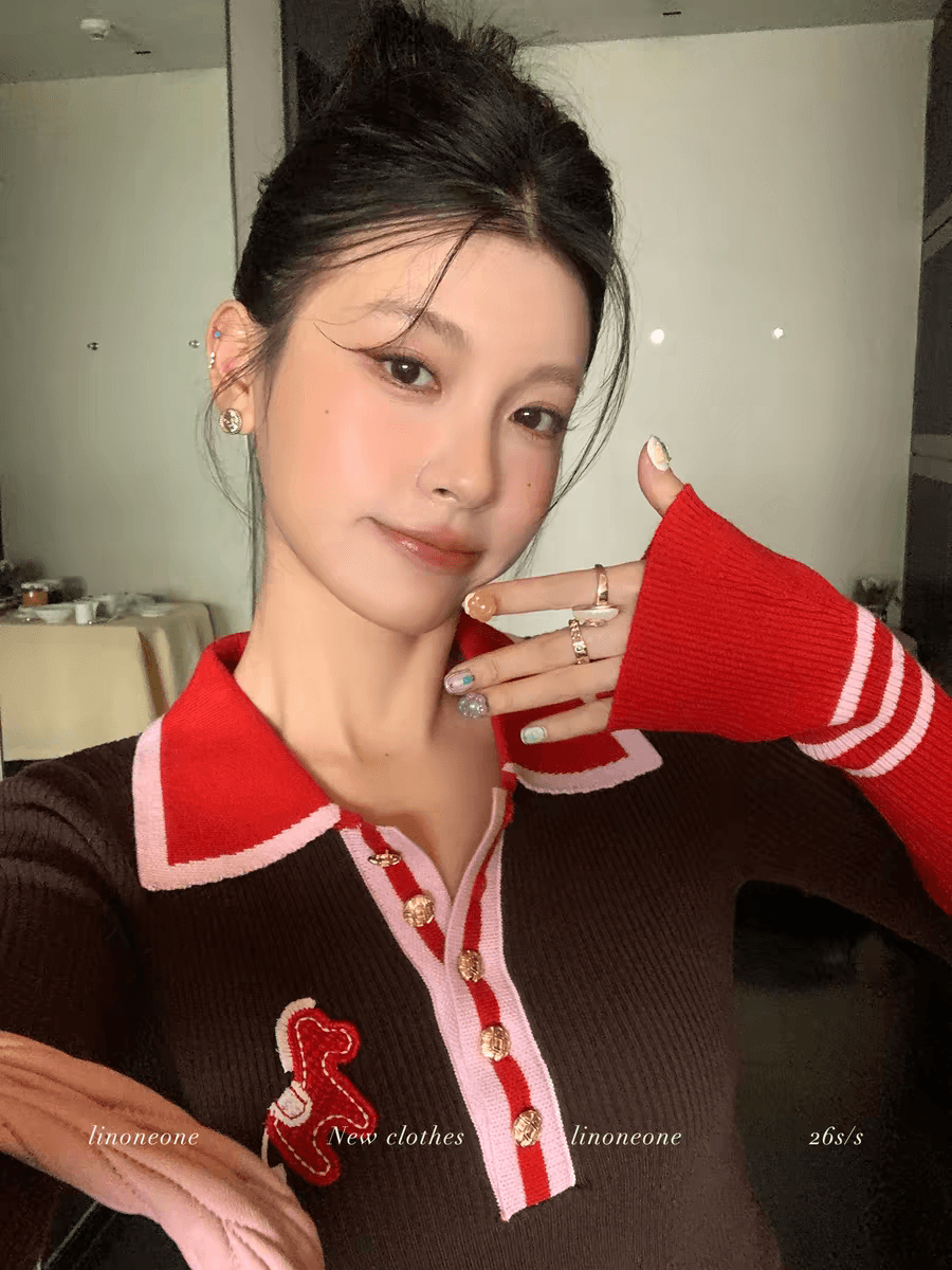 세련된 배색 자수 작은 말 몸매 가꾸기 니트 스웨터 상세 이미지 1