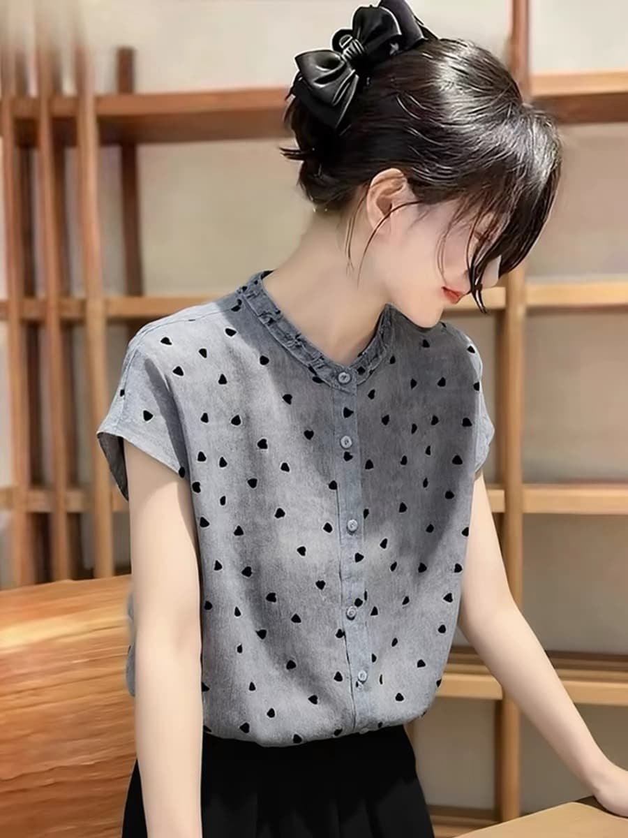 프랑스식 품격 빛 요리 한 바람 도트 무늬 반팔 여성 셔츠 2026 여름 새로운 Chic 슈퍼 잘 생긴 루즈핏 맨위 트렌디