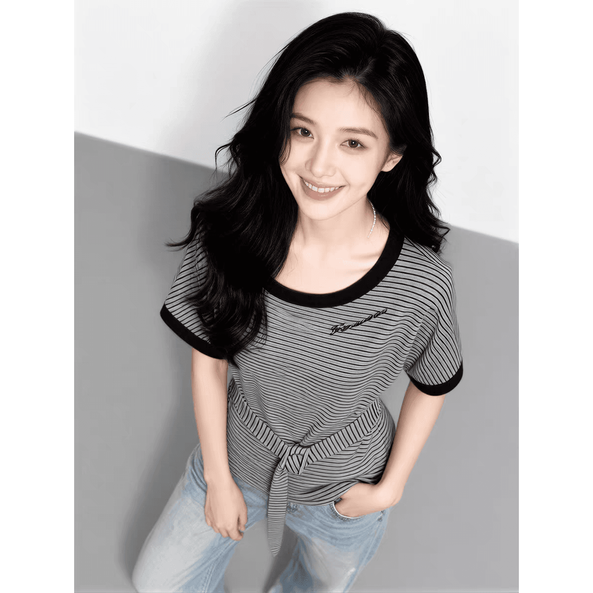 2026 여름 새로운 스트라이프 반팔 티셔츠 여성 여름 레이스업 허리 수축 슬림해 보이는 연령 감소 배색 세련된 맨위 이미지 5