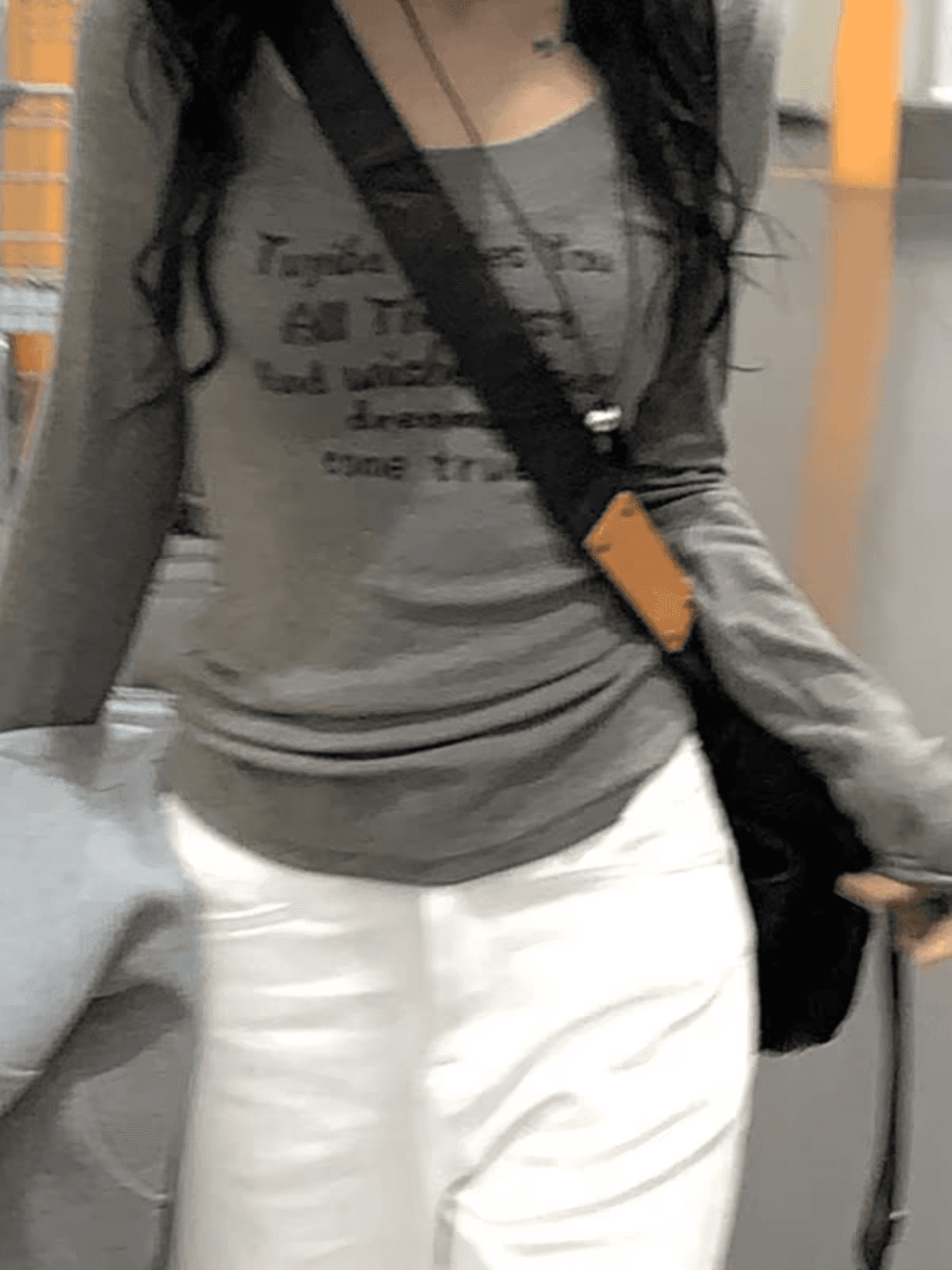 아메리칸 대 네클라인 알파벳 긴팔 티셔츠 여성 가을 몸매 가꾸기 슬림해 보이는 인사이드 가져 가라. 기본 셔츠 핫걸 순수한 욕망 레트로 맨위 이미지 2