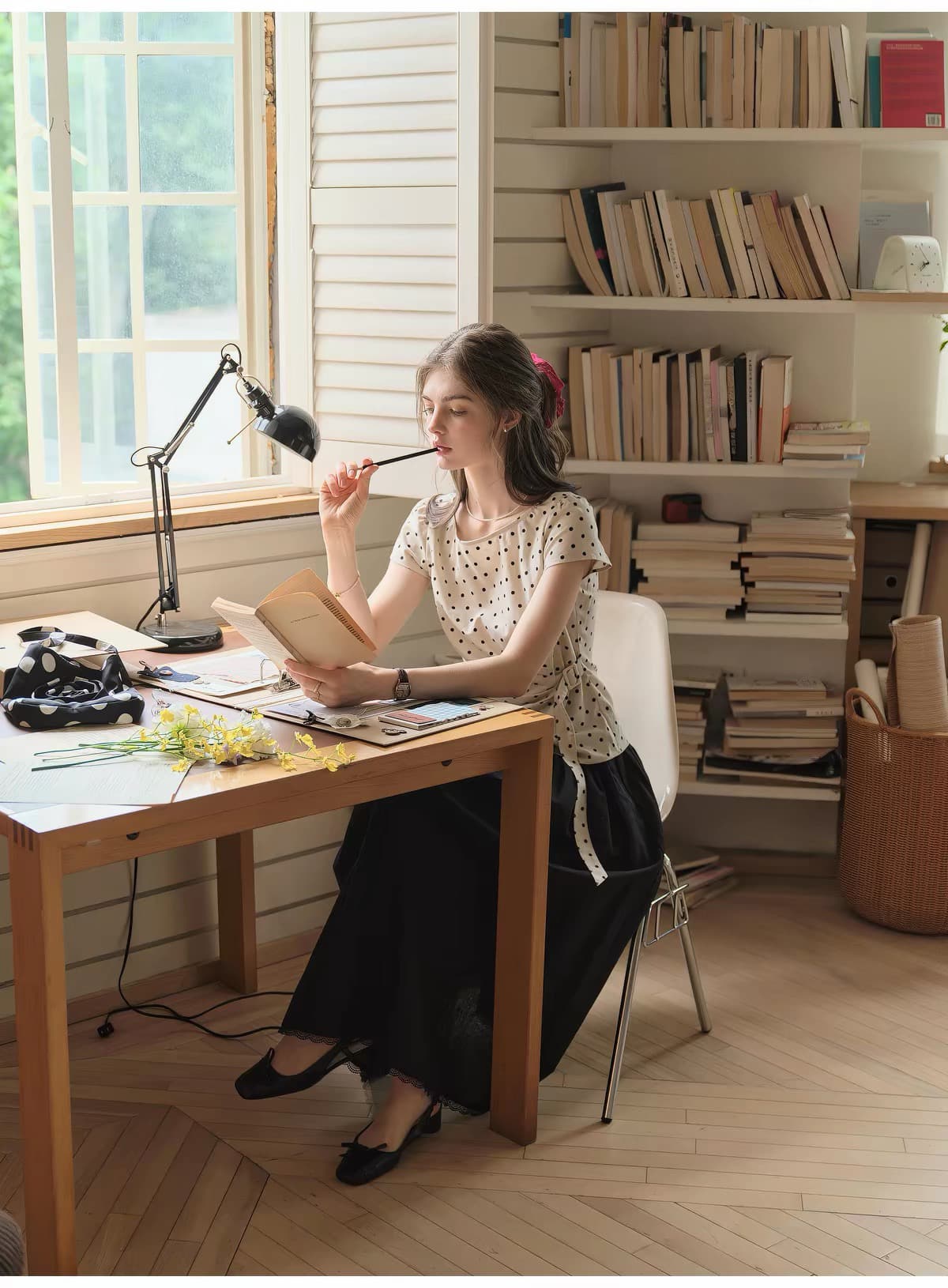 프랑스식 아마 도트 무늬 여성 셔츠 작은 가방 소매 레이스업 허리 수축 슬림해 보이는 작은 셔츠 상세 이미지 9