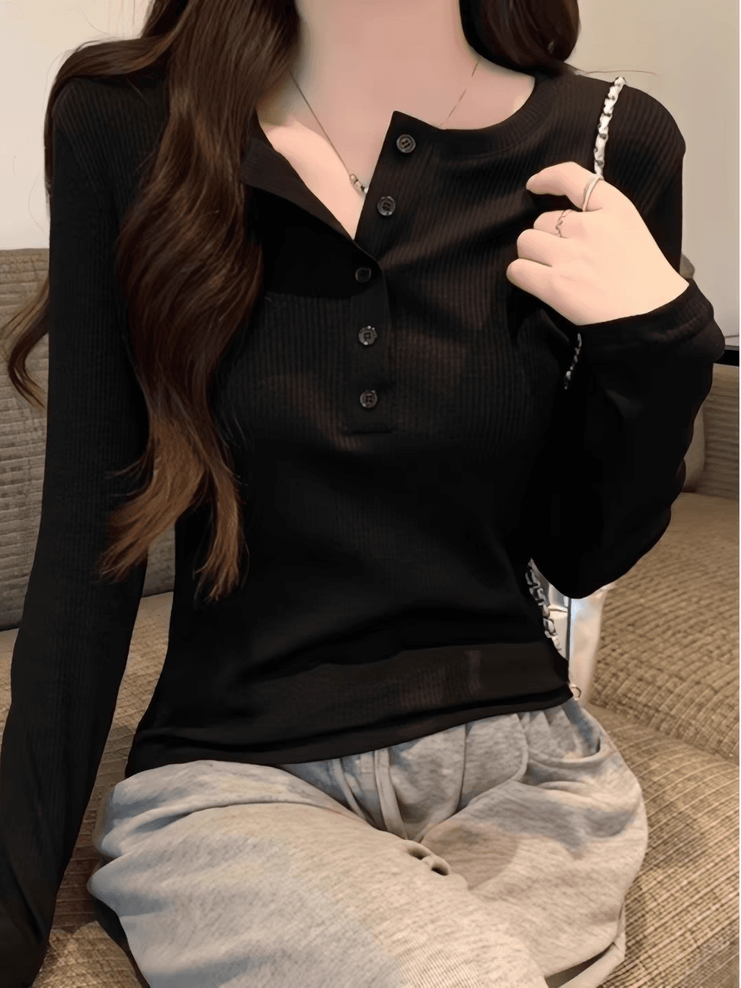 반 개방 칼라 회색 긴팔 티셔츠 여성 가을 겨울 단추 몸매 가꾸기 인사이드 가져 가라. 외국 가스 작은 셔츠 디자인 센스 Chic 맨위 트렌디 이미지 3
