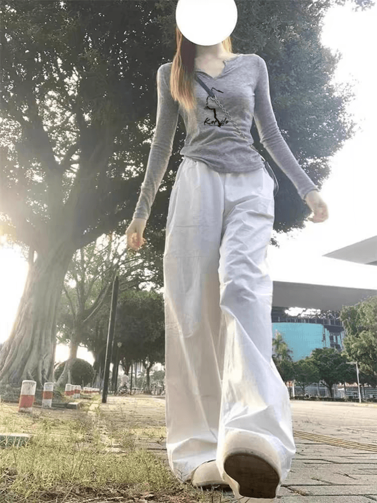슈퍼 잘 생긴 회색 V넥 새끼 고양이 프린트 티셔츠 기본 셔츠 여성 봄과 가을 쇄골 작은 키 슬림해 보이는 긍정적 인 어깨 의류 이미지 4