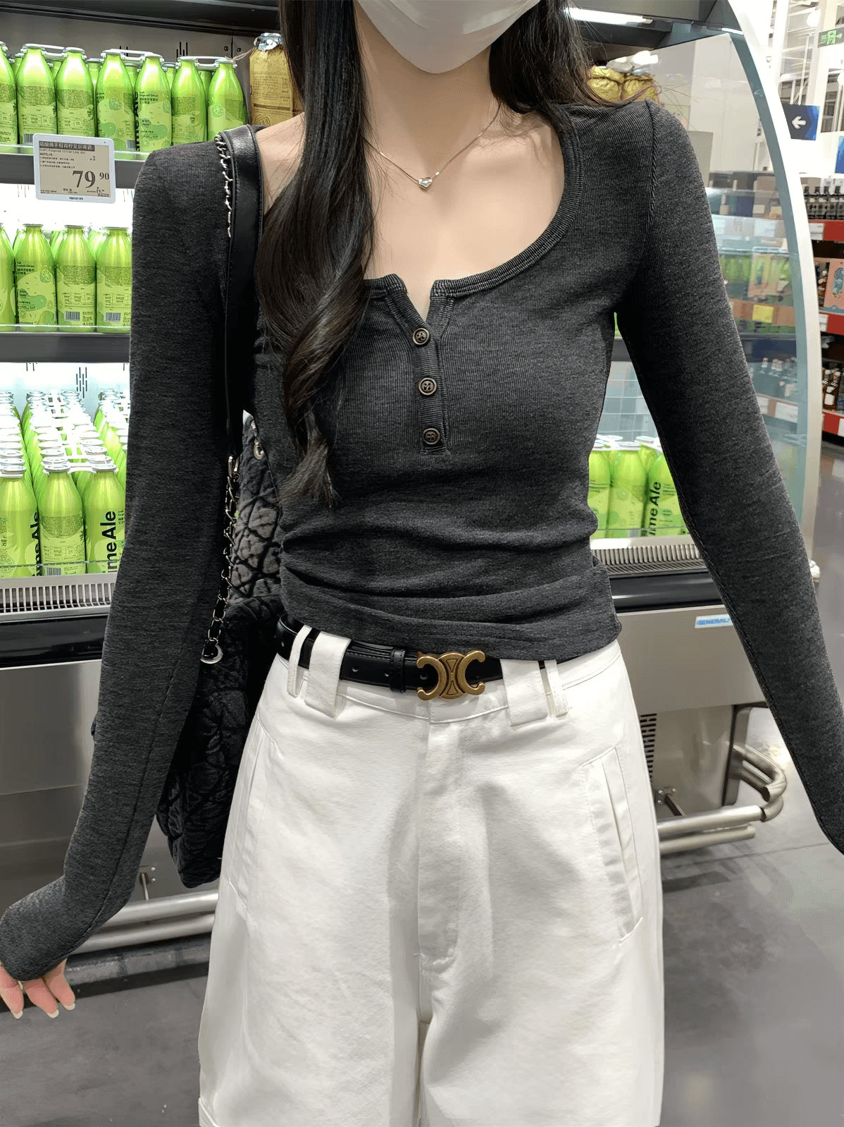 핫걸 바람 광장 칼라 단추 몸매 가꾸기 긴팔 티셔츠 여성 의류 이른 봄 새로운 프랑스식 레트로 인사이드 가져 가라. 기본 셔츠 맨위 이미지 4