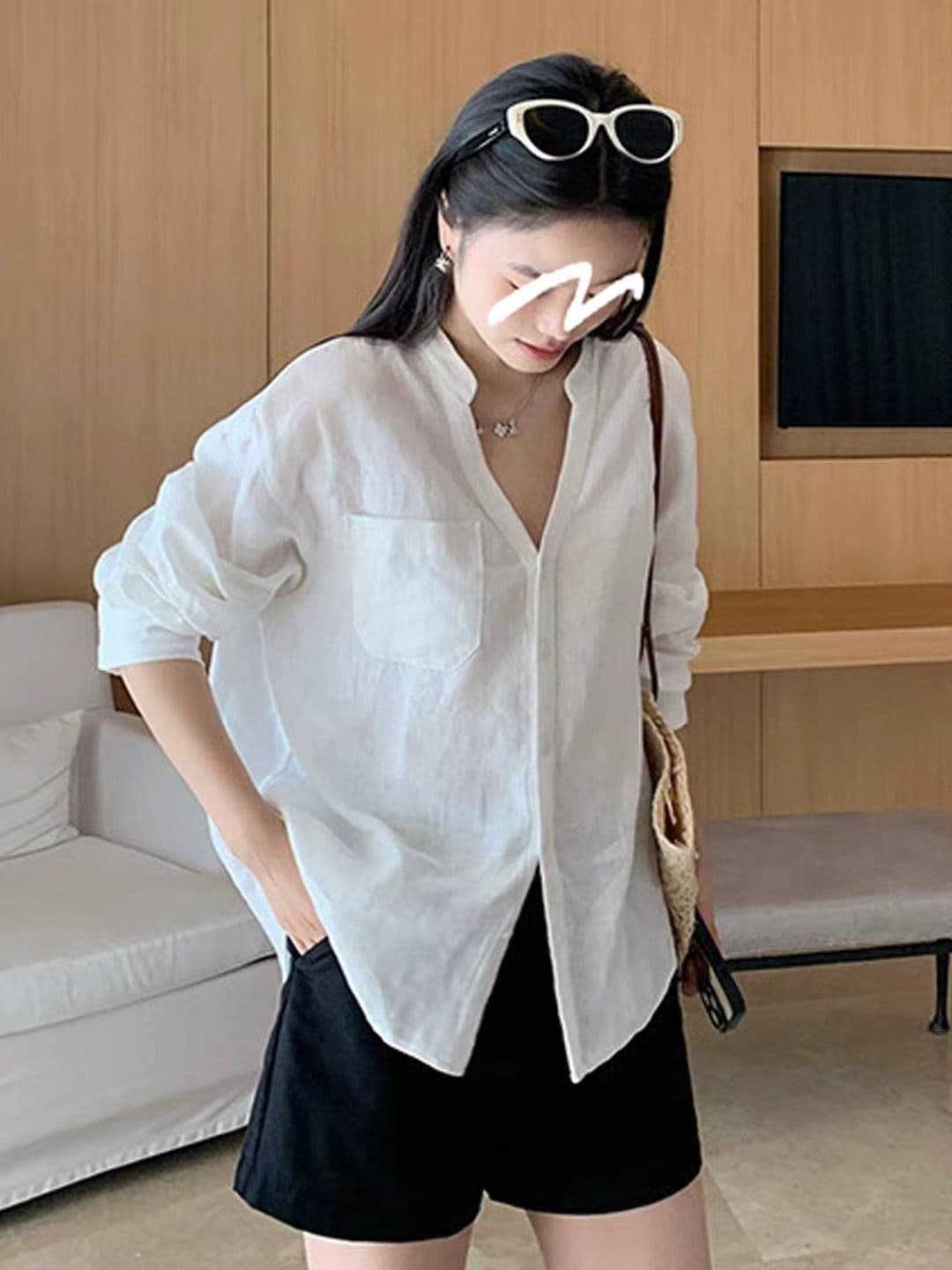 오래된 돈 바람 V넥 긴팔 여성 셔츠 2026 여름 얇은 스타일 루즈핏 느긋한 디자인 센스 파란색 셔츠 자외선 차단 재킷 이미지 2