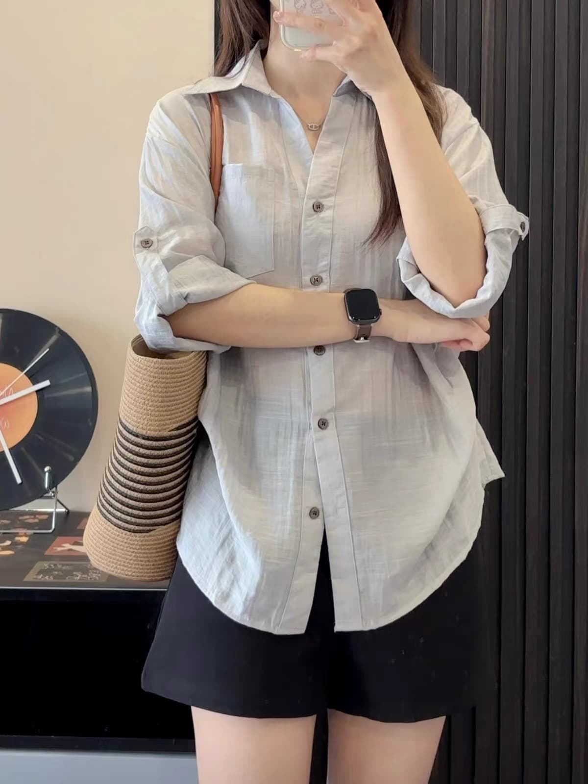 햇빛 가리개 작은 대중 디자인 센스 V넥 핀치 Pleat 여성 셔츠 여름 얇고 가벼운 통기성 회색 슬림해 보이는 긴팔 자외선 차단 셔츠 상세 이미지 3