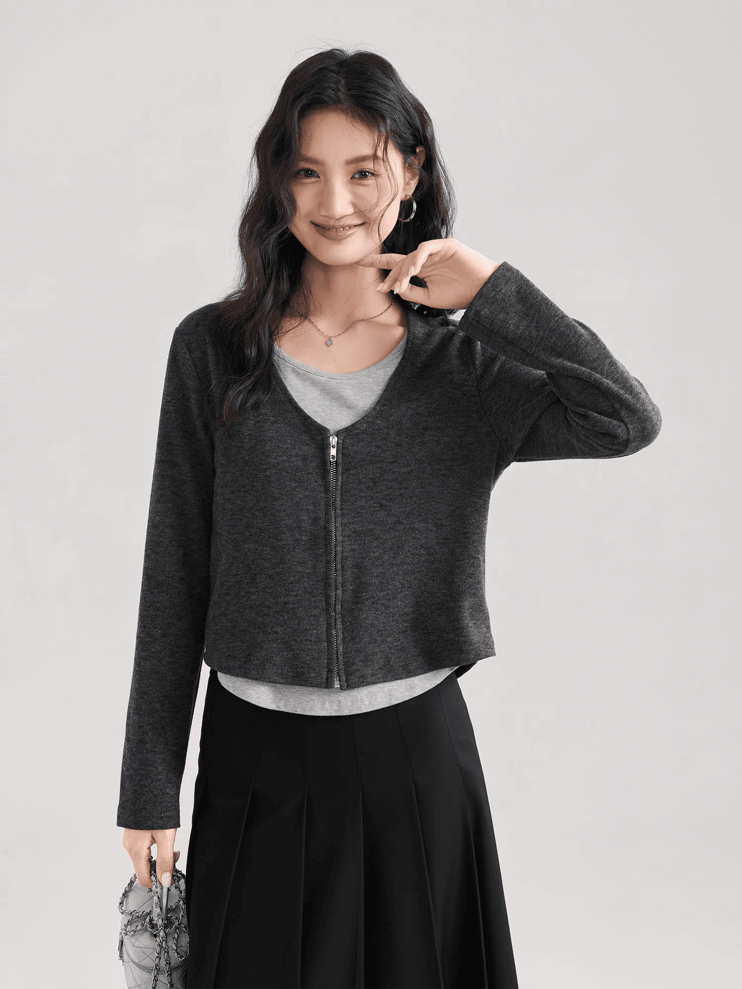 회색 티셔츠 여성 2026 새로운 가을 착용 가져 가라. 페이크 레이어드 긴팔 한국 스타일 루즈핏 표지 고기 맨위 디자인 센스 트렌디 상세 이미지 2