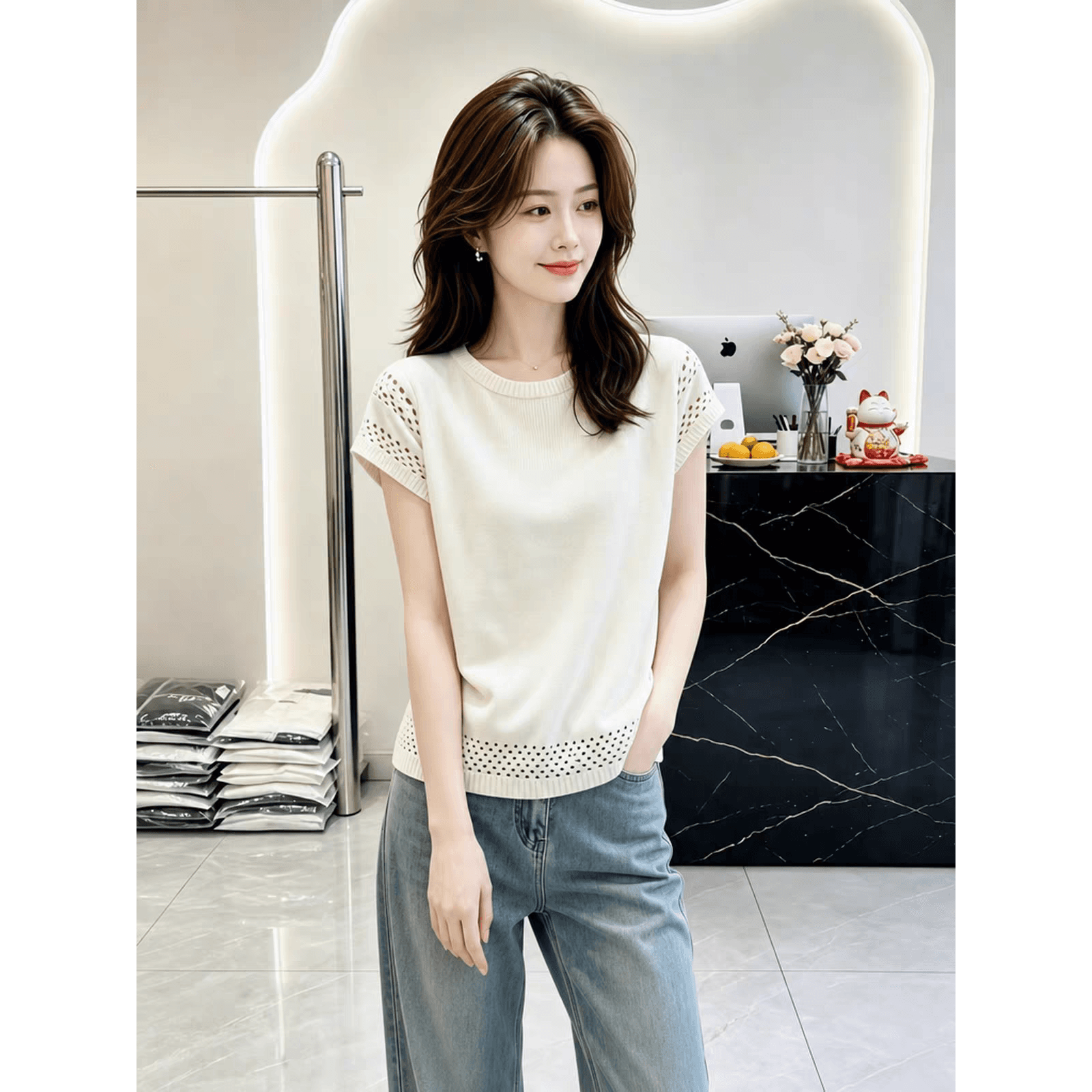 절묘한 라운드 넥 홀로우 아웃 반팔 니트 스웨터 여성 여름 새로운 다용도 슬림해 보이는 연령 감소 티셔츠 맨위 이미지 5