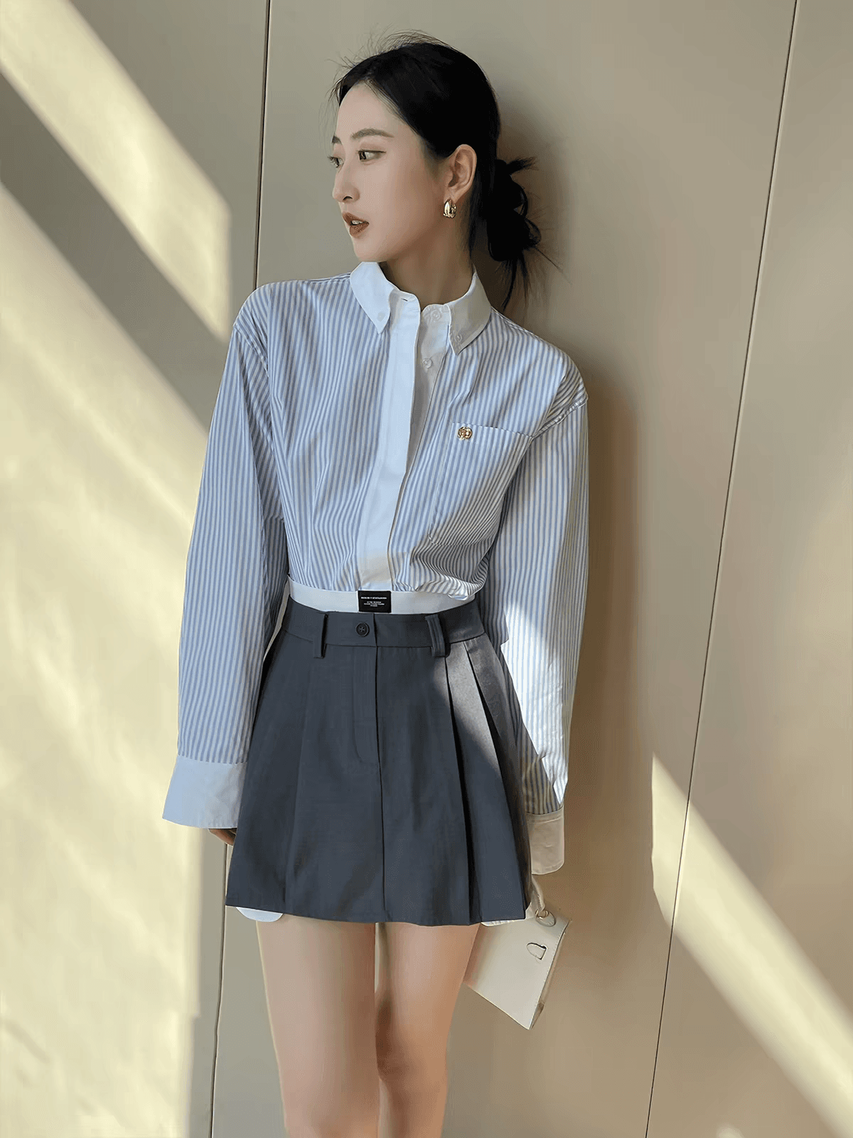 블루 화이트 스트라이프 POLO 칼라 긴팔 여성 셔츠 가을 2026 새로운 느긋한 바람 캐주얼 패션 셔츠 이미지 2